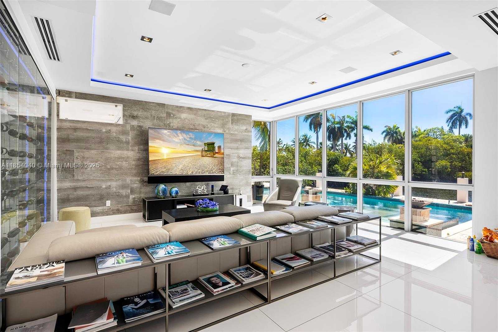Small Image of 300 ROYAL PLAZA DR, Fort Lauderdale Number 22