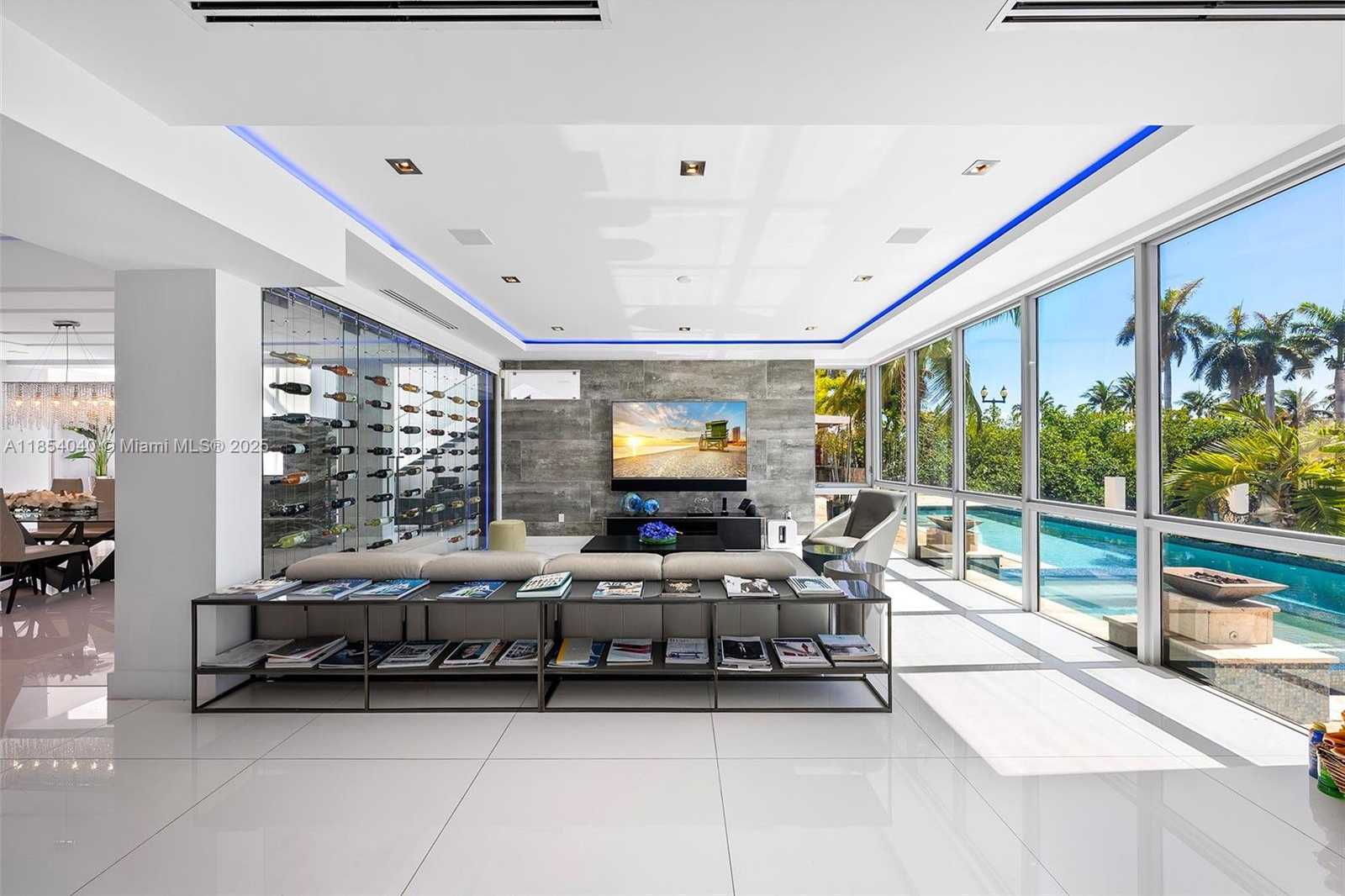 Small Image of 300 ROYAL PLAZA DR, Fort Lauderdale Number 23