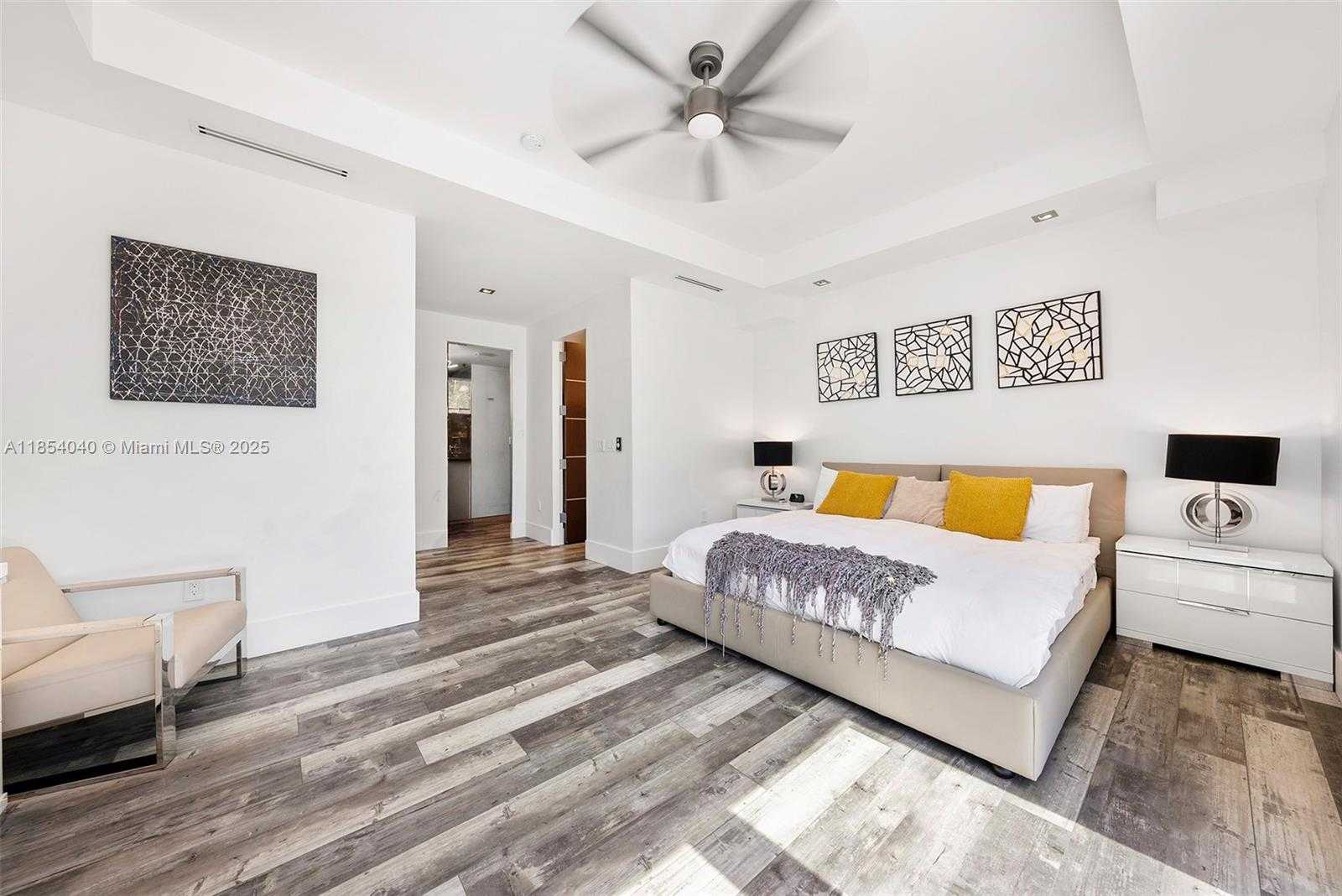 Small Image of 300 ROYAL PLAZA DR, Fort Lauderdale Number 33
