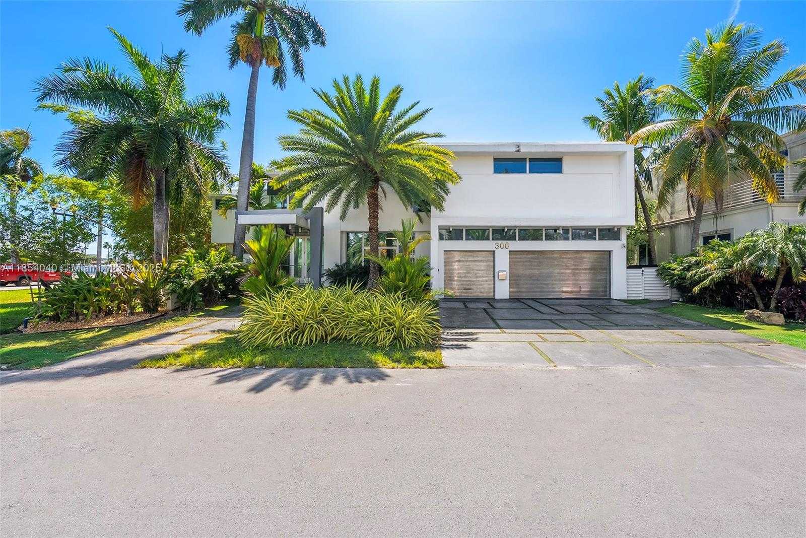 Small Image of 300 ROYAL PLAZA DR, Fort Lauderdale Number 4