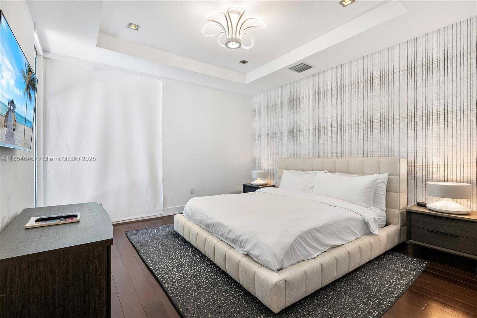 Small Image of 300 ROYAL PLAZA DR, Fort Lauderdale Number 45