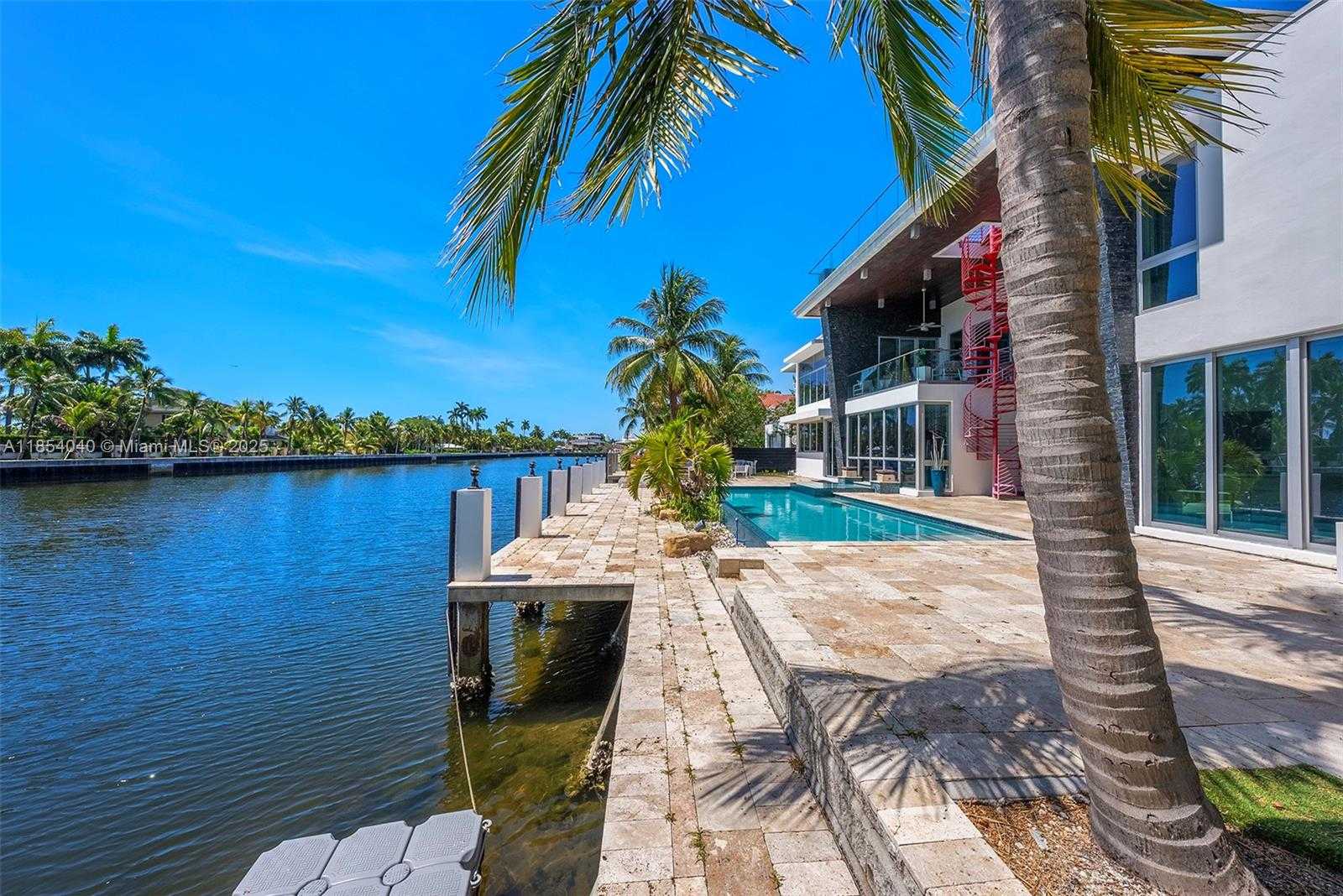 Small Image of 300 ROYAL PLAZA DR, Fort Lauderdale Number 69