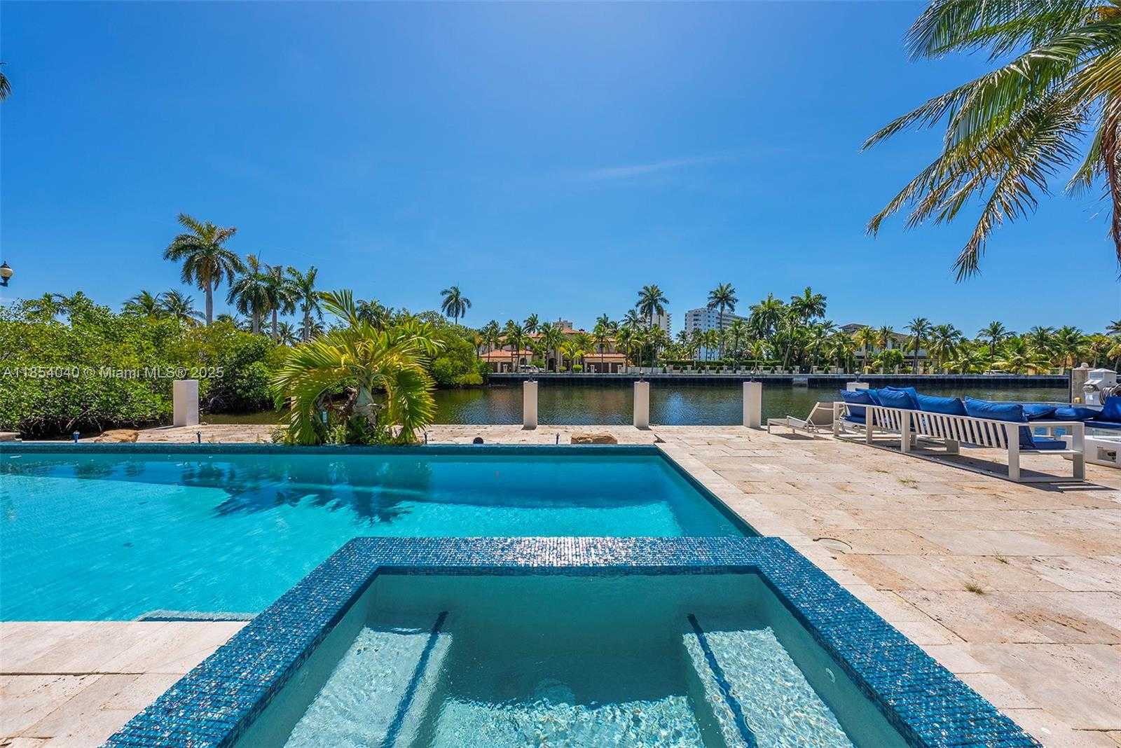 Small Image of 300 ROYAL PLAZA DR, Fort Lauderdale Number 72