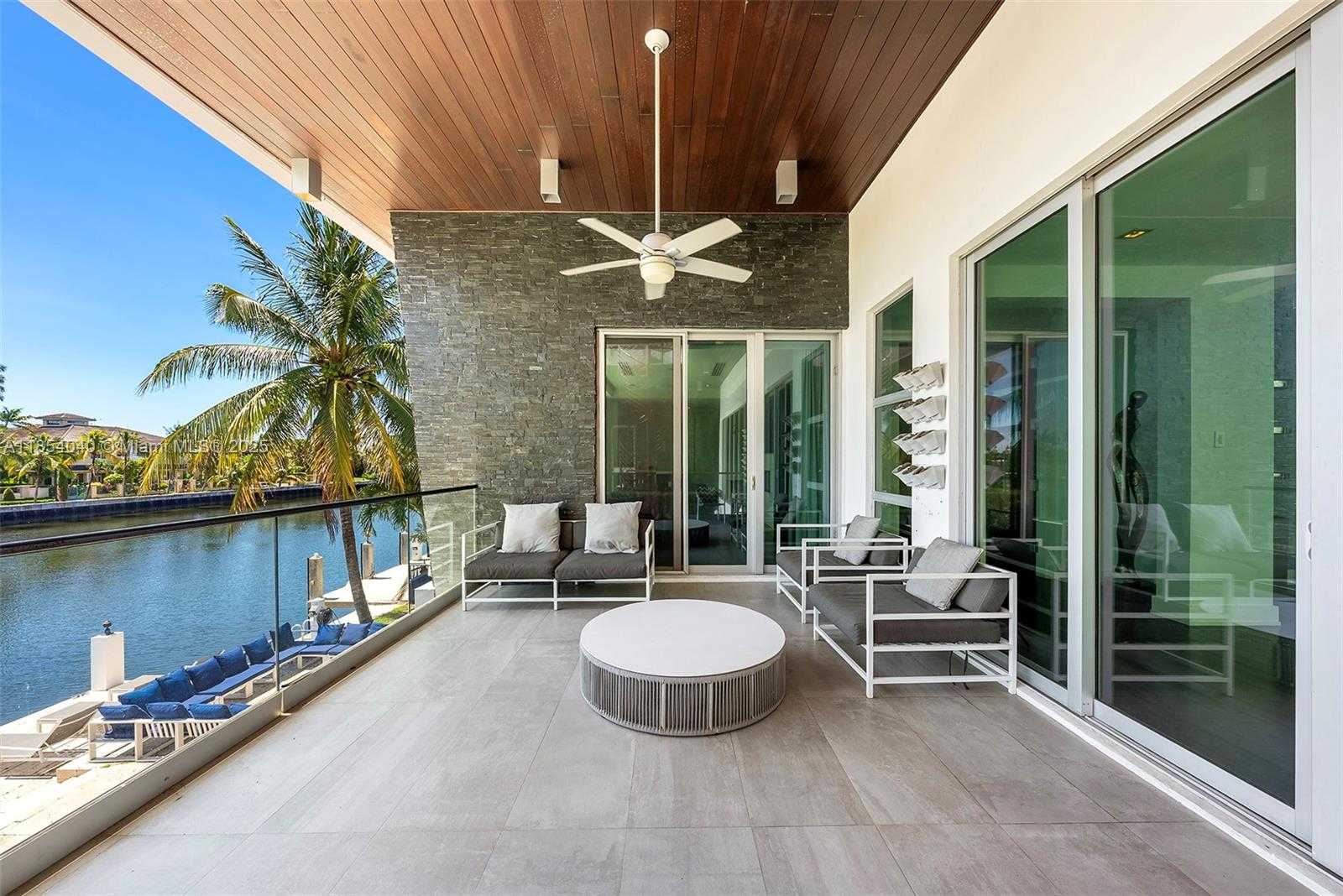 Small Image of 300 ROYAL PLAZA DR, Fort Lauderdale Number 83