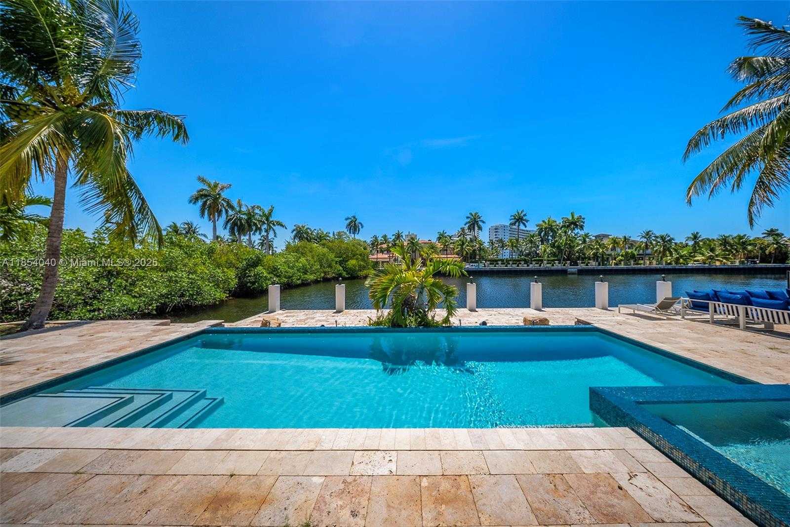 Small Image of 300 ROYAL PLAZA DR, Fort Lauderdale Number 87