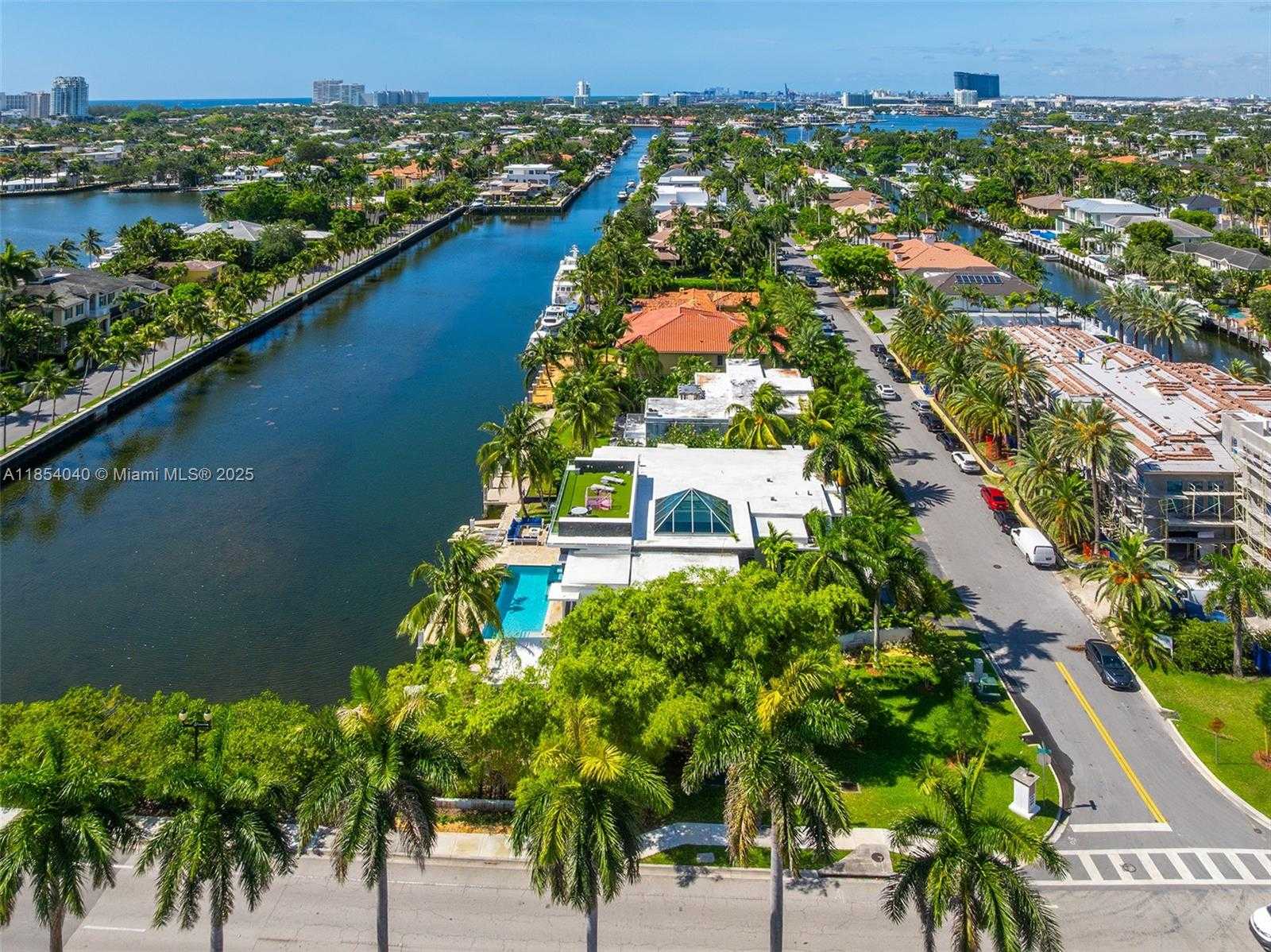 Small Image of 300 ROYAL PLAZA DR, Fort Lauderdale Number 98