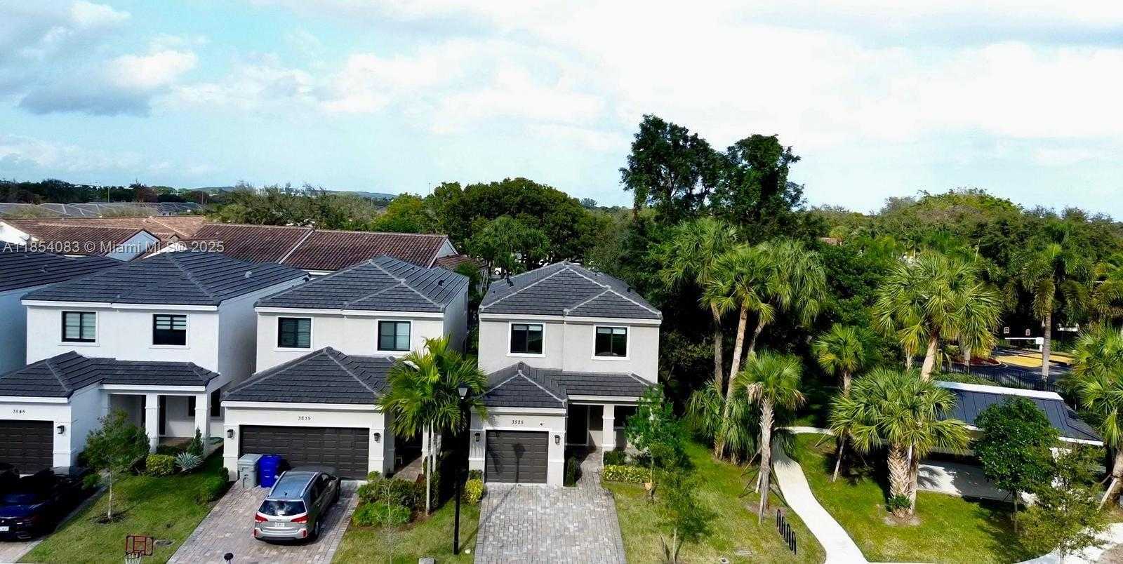 Small Image of 3525 NORTH WEST 1ST ST, Pompano Beach Number 2