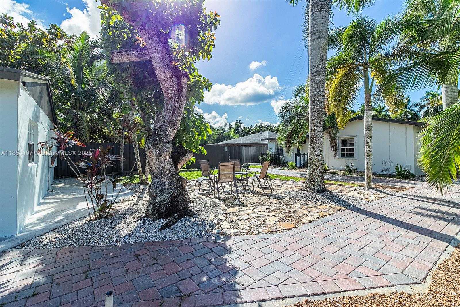 Small Image of 23905 SOUTH WEST 167TH AVE, Homestead Number 83