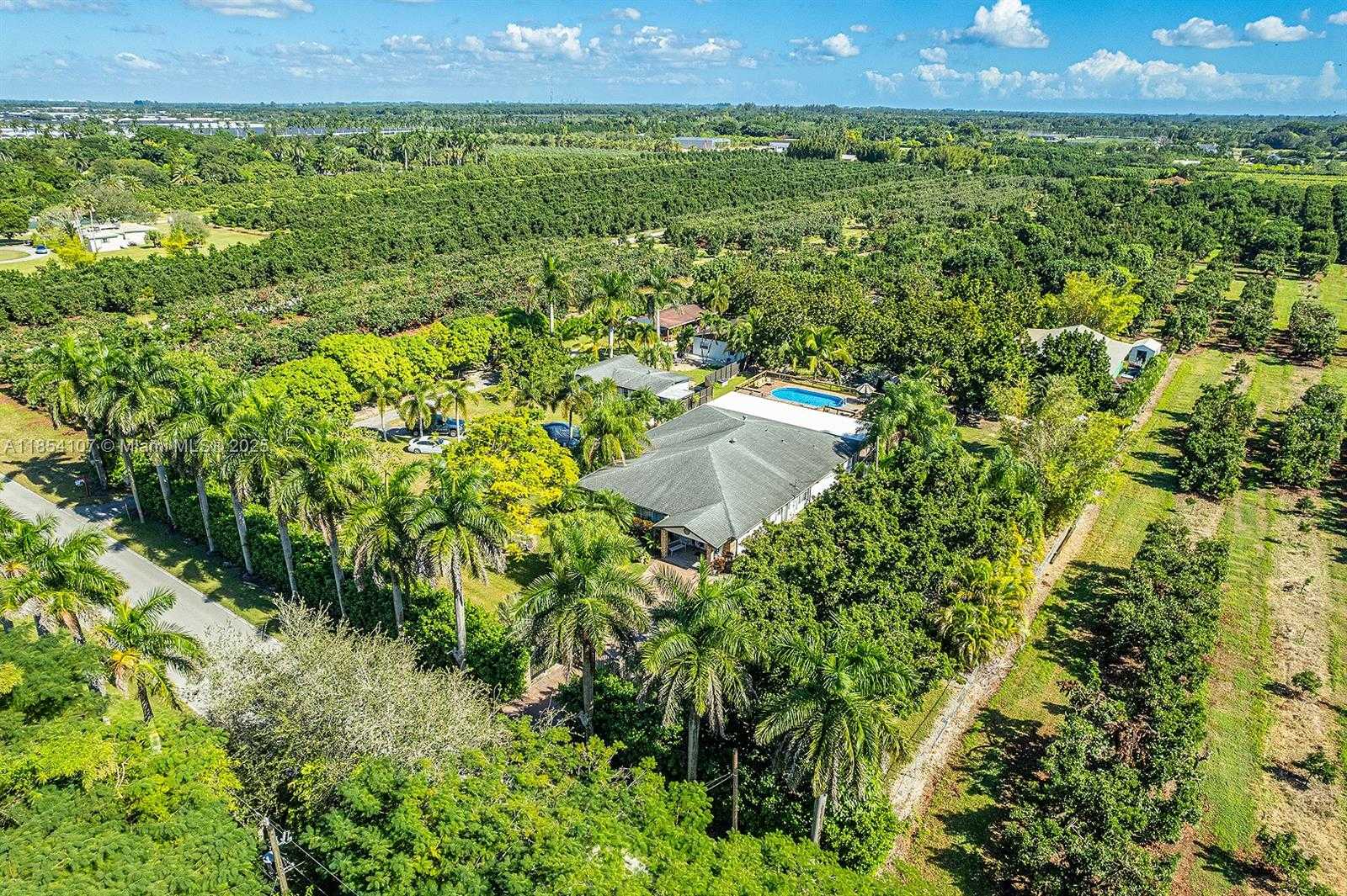 Small Image of 23905 SOUTH WEST 167TH AVE, Homestead Number 86
