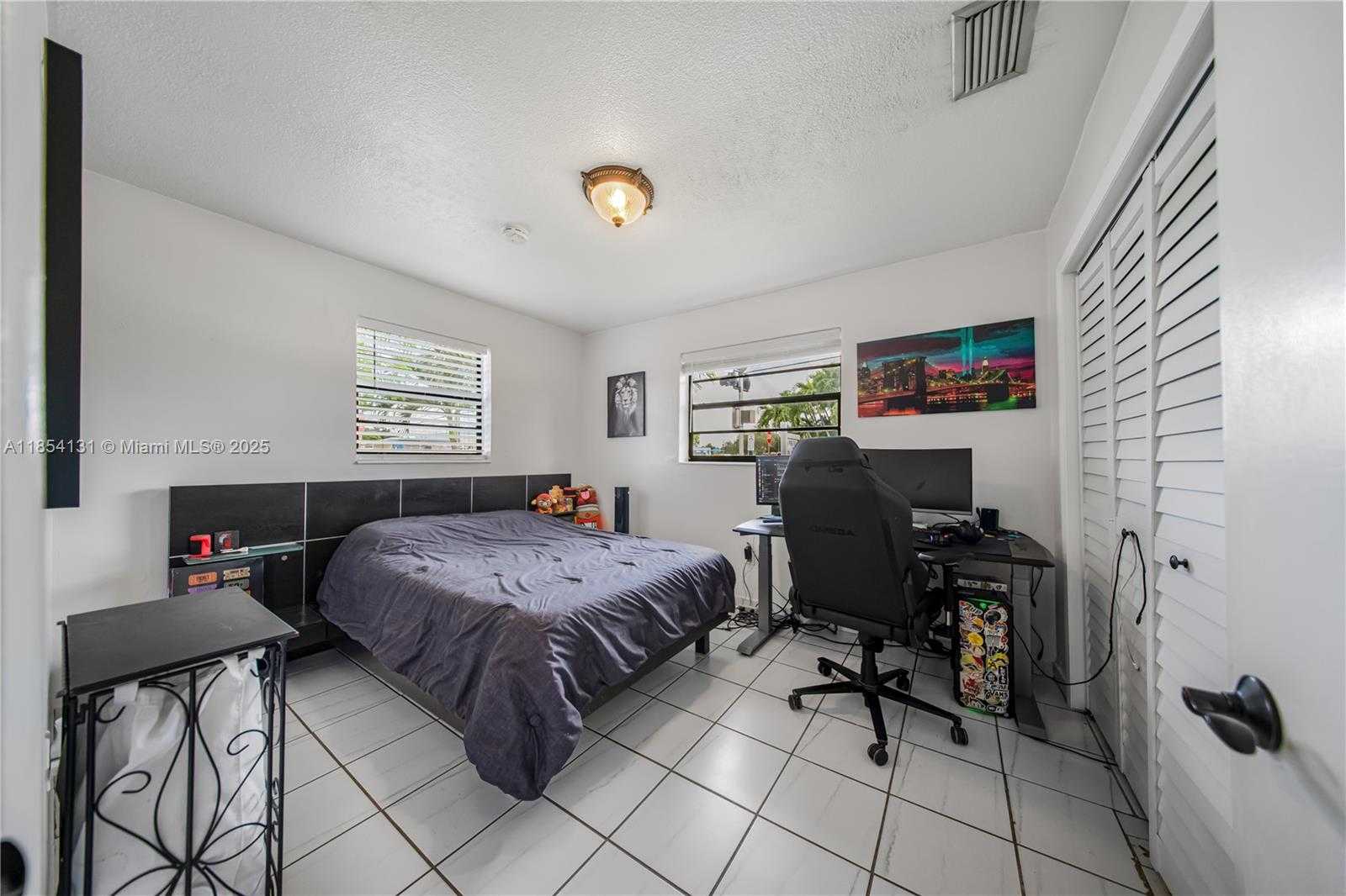 Small Image of 7605 WEST 6TH AVE, Hialeah Number 21