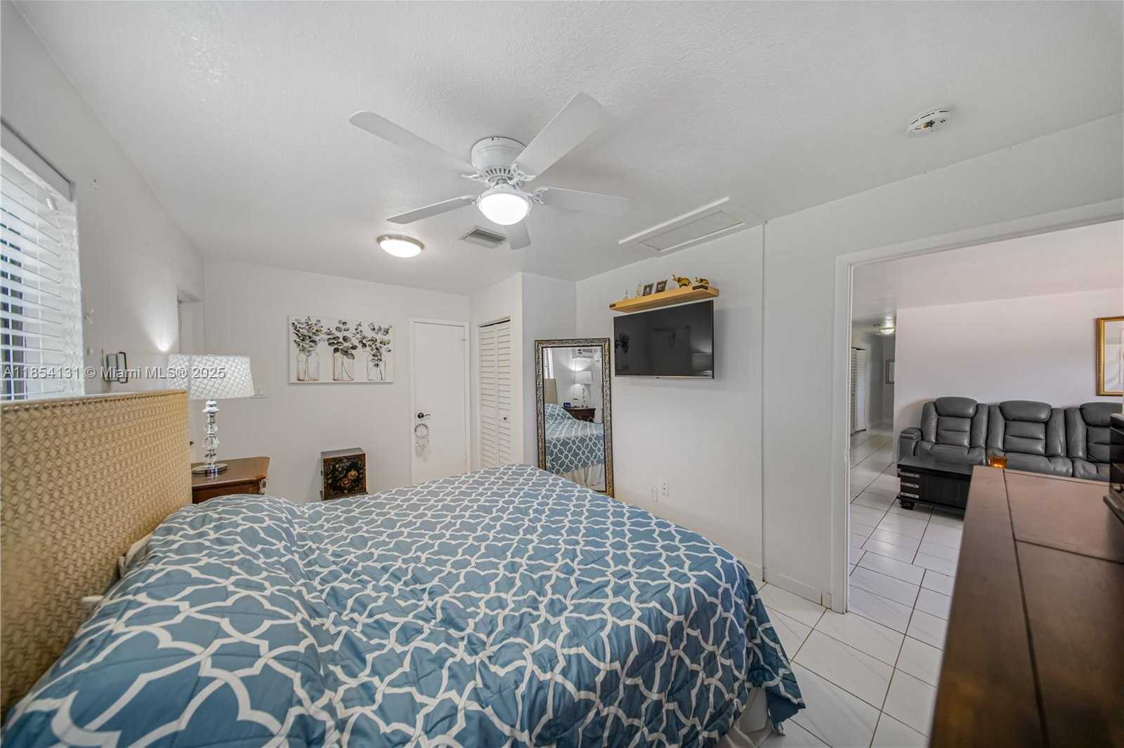 Small Image of 7605 WEST 6TH AVE, Hialeah Number 26