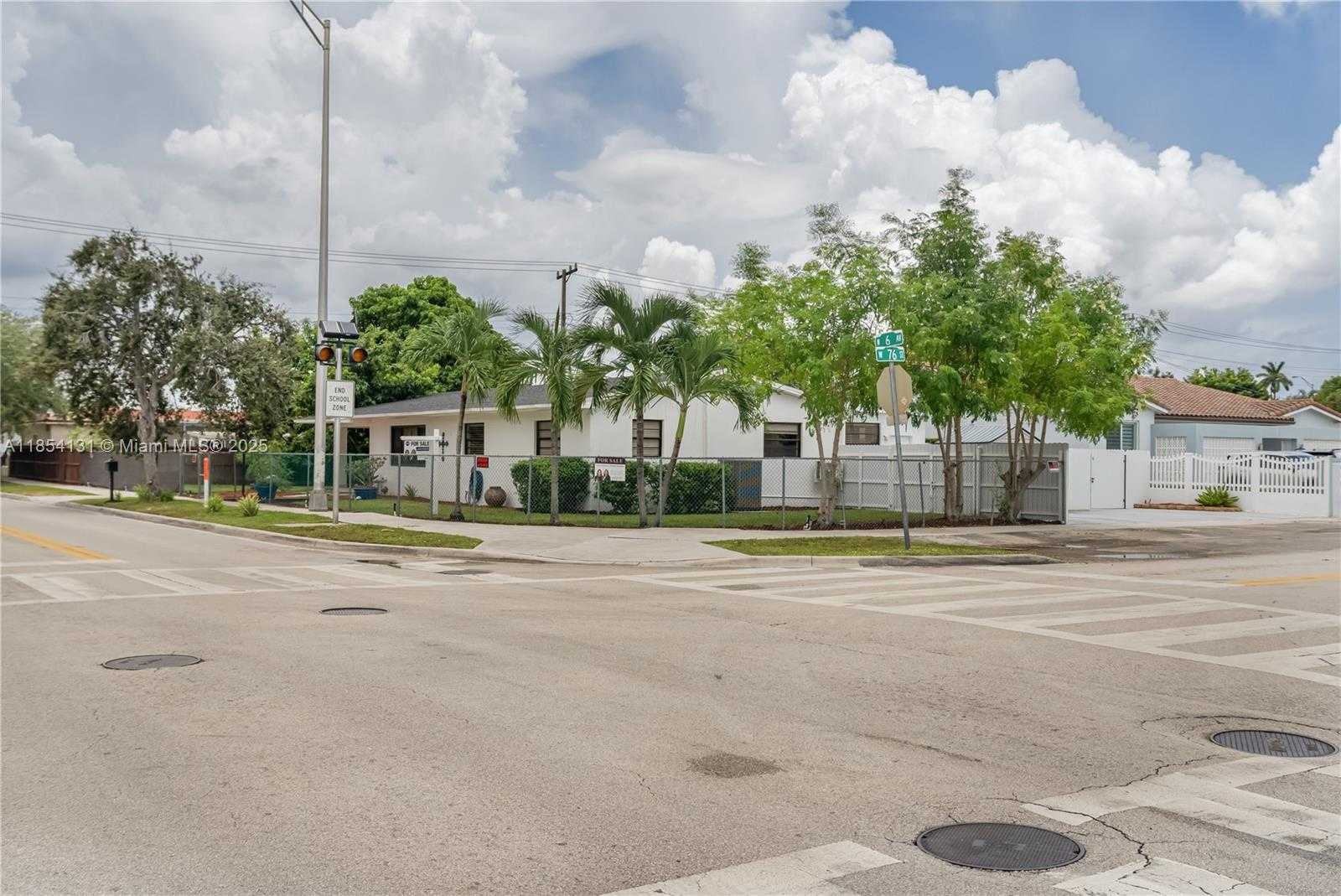 Small Image of 7605 WEST 6TH AVE, Hialeah Number 5