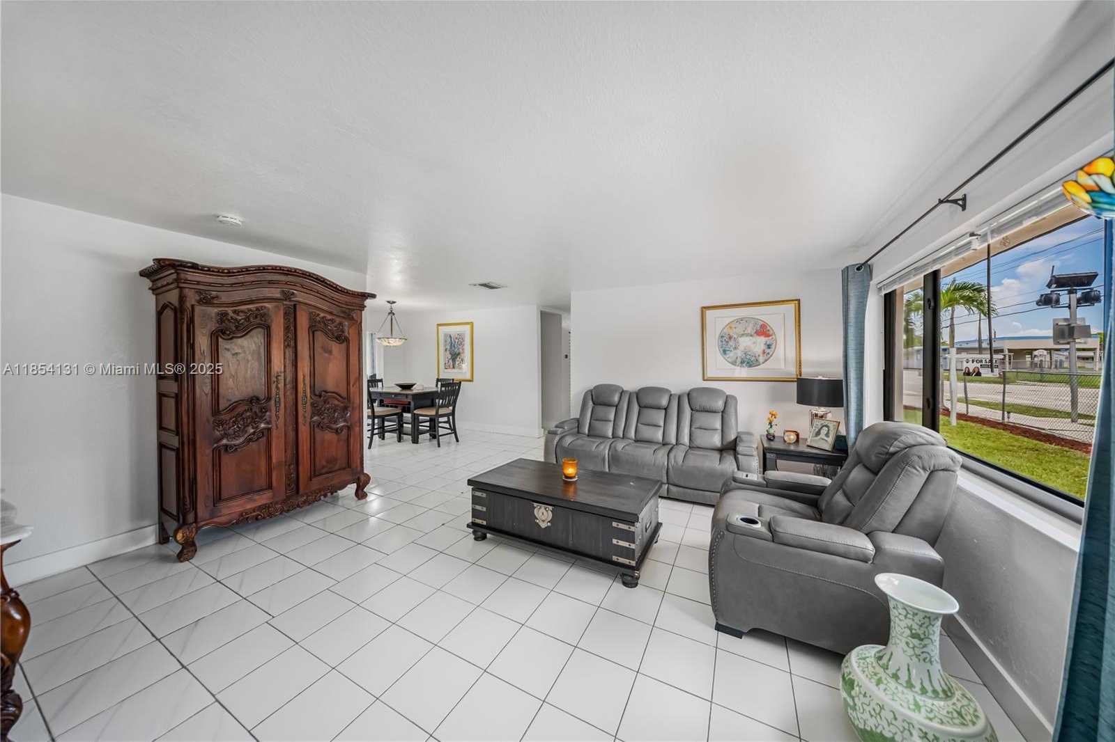 Small Image of 7605 WEST 6TH AVE, Hialeah Number 9