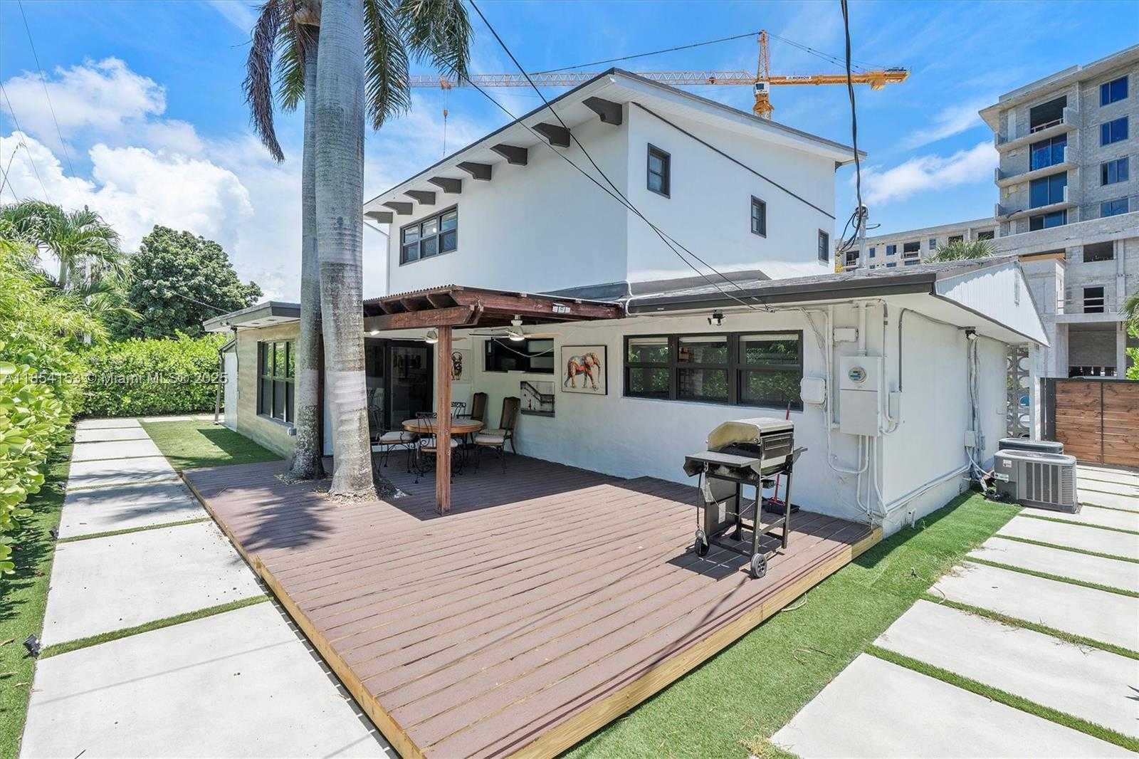 Small Image of 3375 NORTH EAST 20TH AVE, Oakland Park Number 26