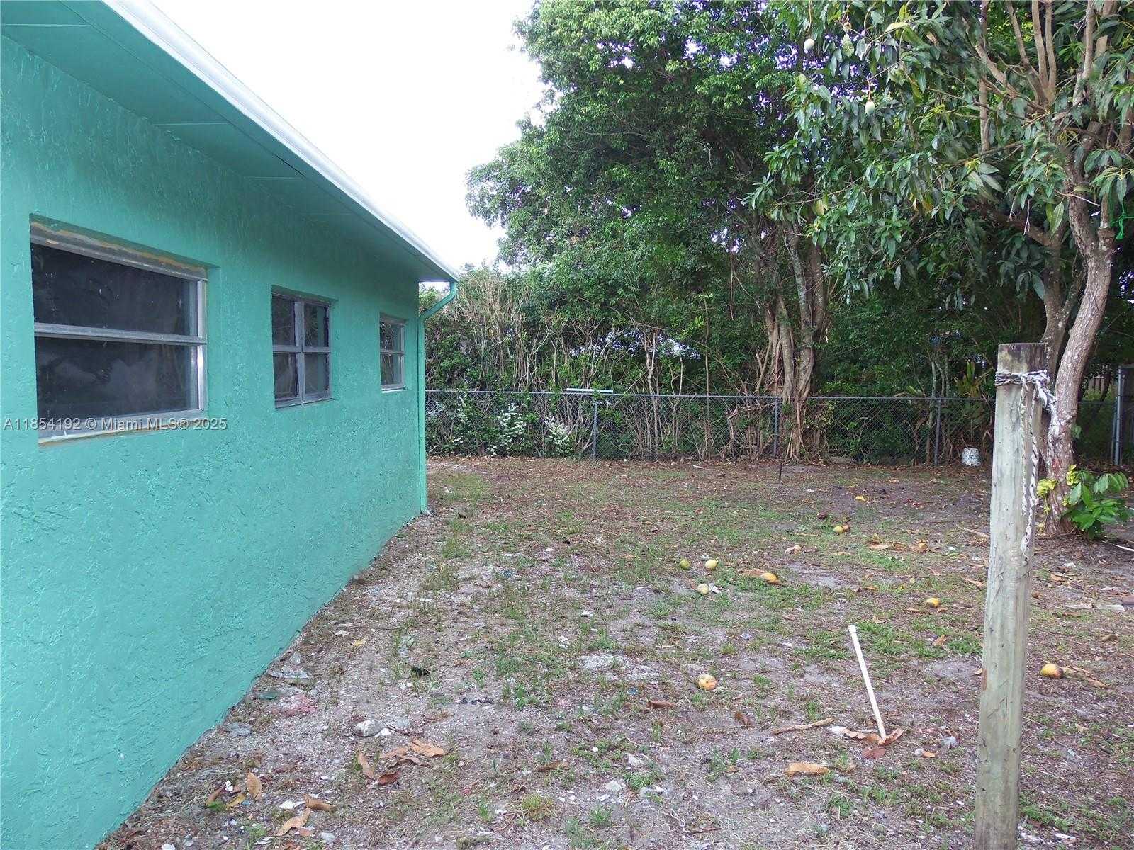 Small Image of 5960 NORTH WEST 16TH CT, Sunrise Number 21