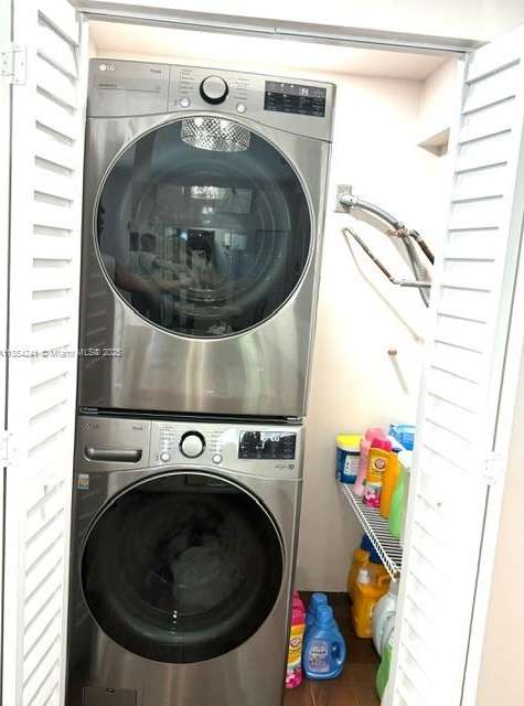 Imagen de Pequeño Objeto