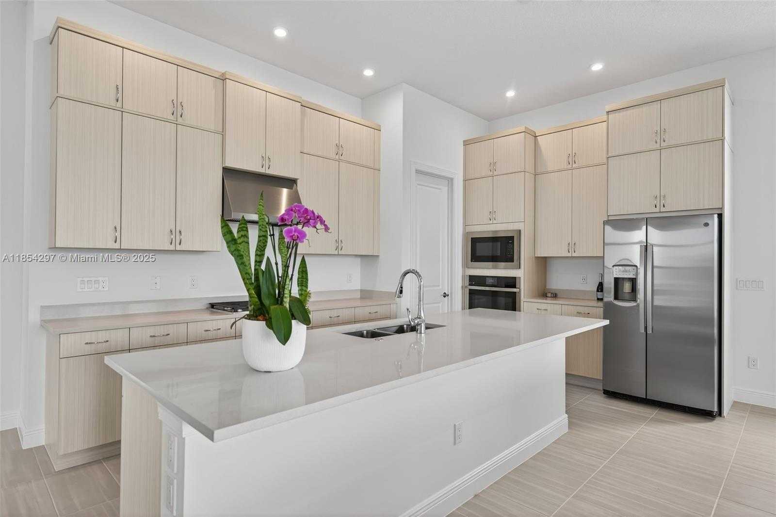 Small Image of 9594 ST GERMAIN DR, Palm Beach Gardens Number 16