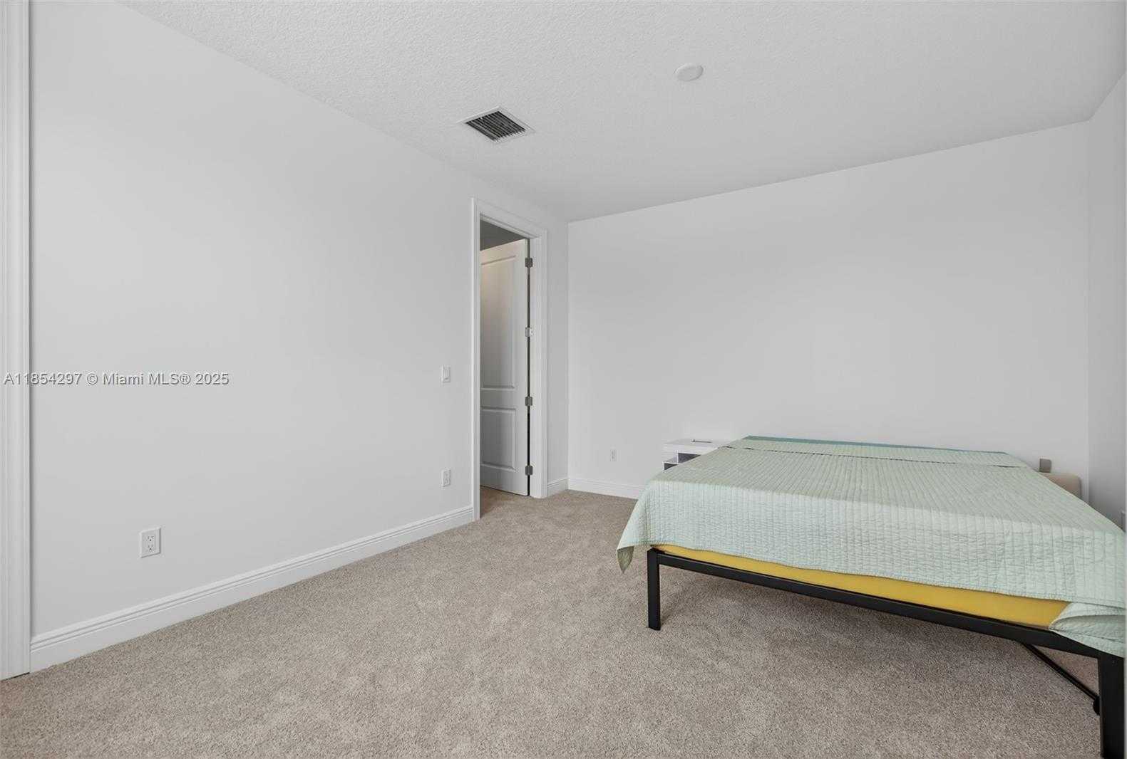 Small Image of 9594 ST GERMAIN DR, Palm Beach Gardens Number 33