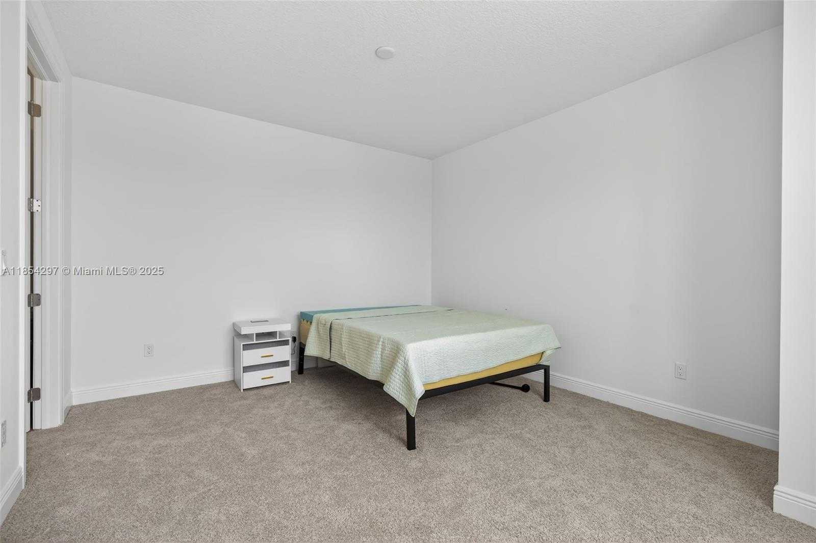 Small Image of 9594 ST GERMAIN DR, Palm Beach Gardens Number 34