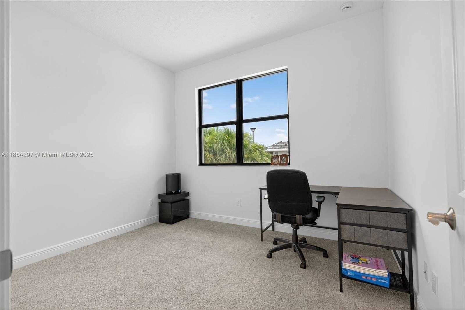 Small Image of 9594 ST GERMAIN DR, Palm Beach Gardens Number 5