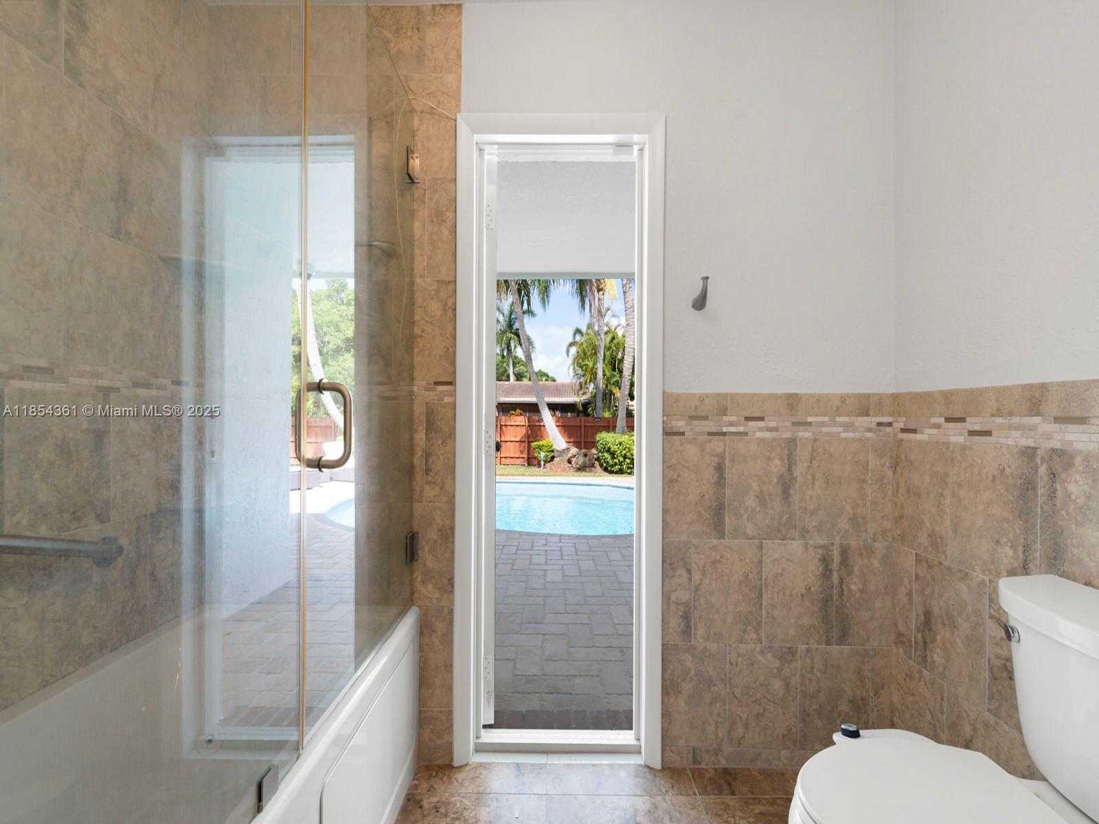 Small Image of 17222 SOUTH WEST 88TH AVE, Palmetto Bay Number 26