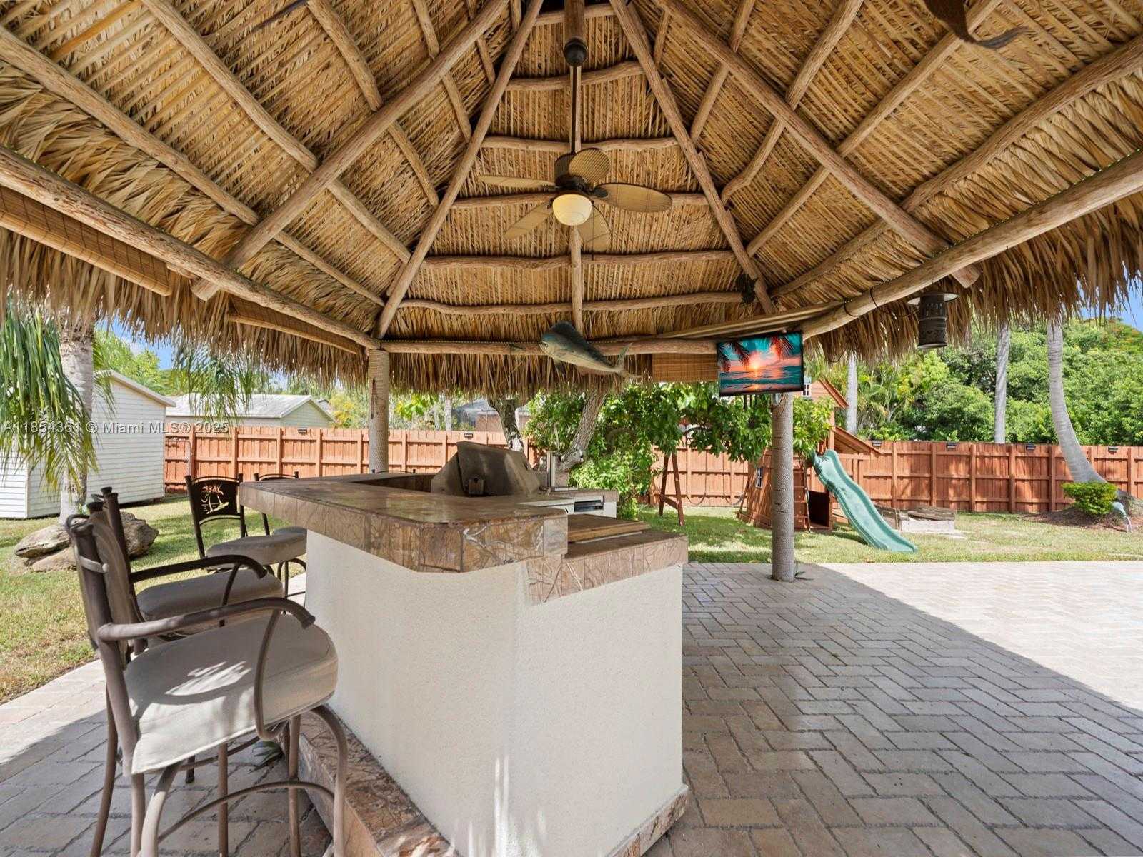 Small Image of 17222 SOUTH WEST 88TH AVE, Palmetto Bay Number 36