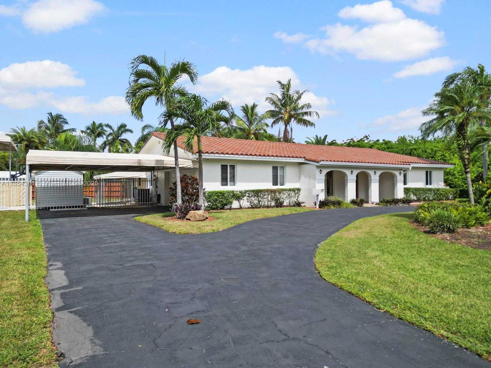 Small Image of 17222 SOUTH WEST 88TH AVE, Palmetto Bay Number 5