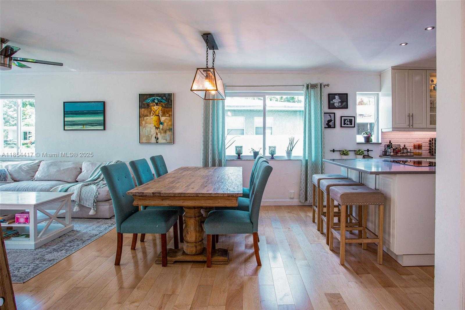 Small Image of 955 VAN BUREN ST, Hollywood Number 5