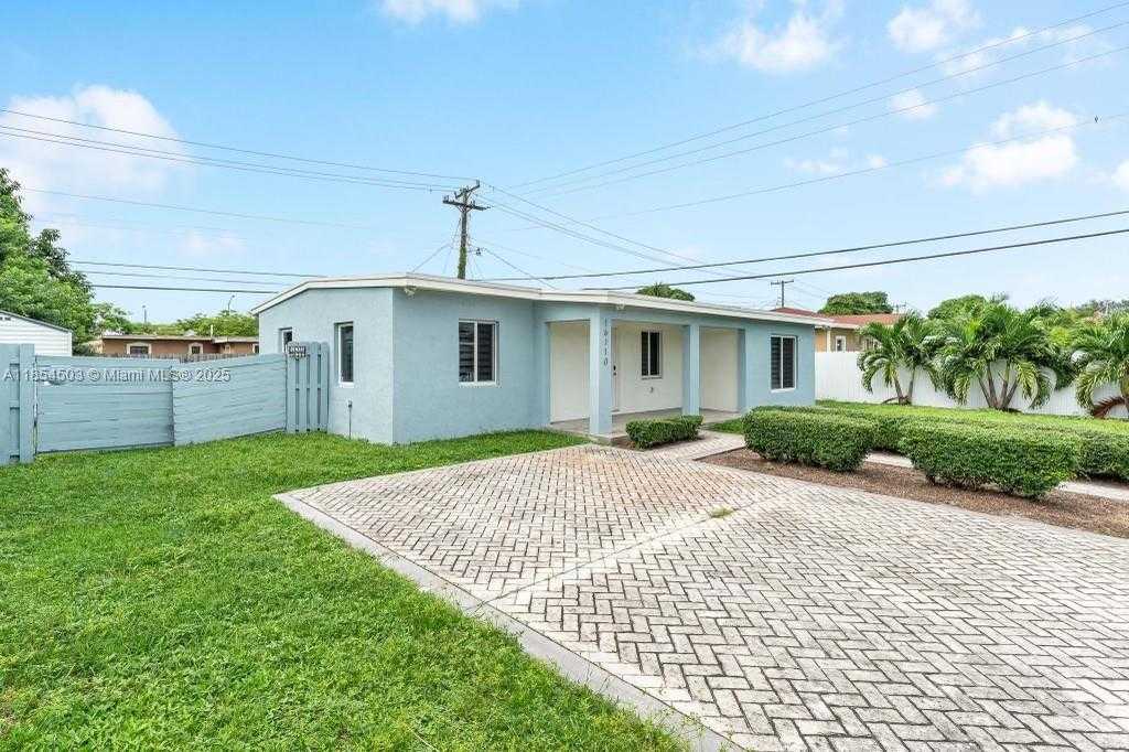 Small Image of 16110 NORTH WEST 26TH AVE, Miami Gardens Number 3