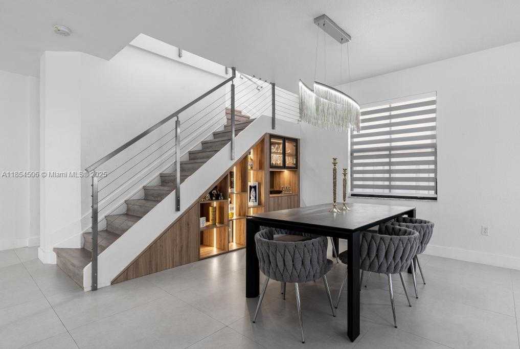 Small Image of 10023 NORTH WEST 89TH TER, Doral Number 11