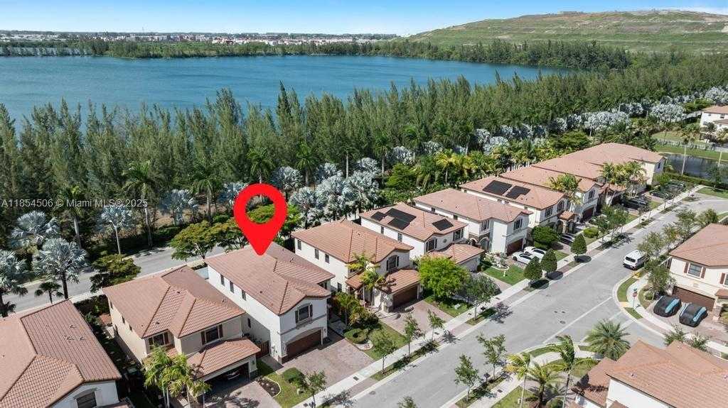 Small Image of 10023 NORTH WEST 89TH TER, Doral Number 42