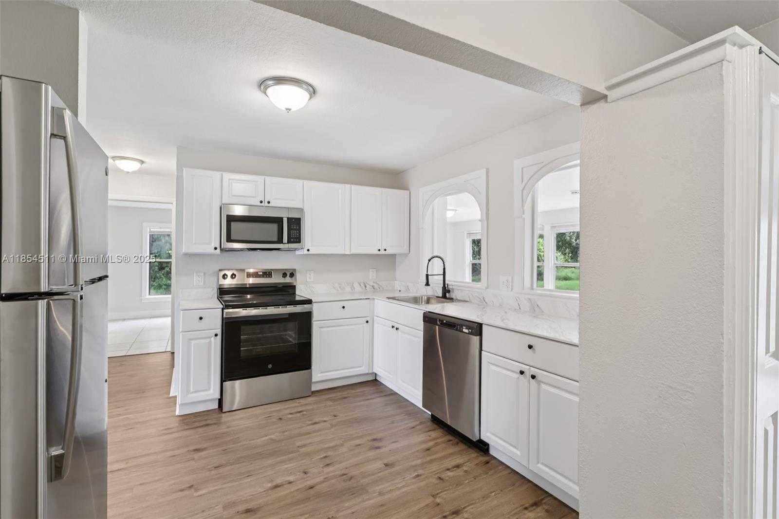 Small Image of 11382 NORTH 59TH ST N, West Palm Beach Number 14