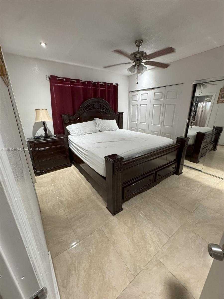 Small Image of 490 WEST 53RD ST, Hialeah Number 10