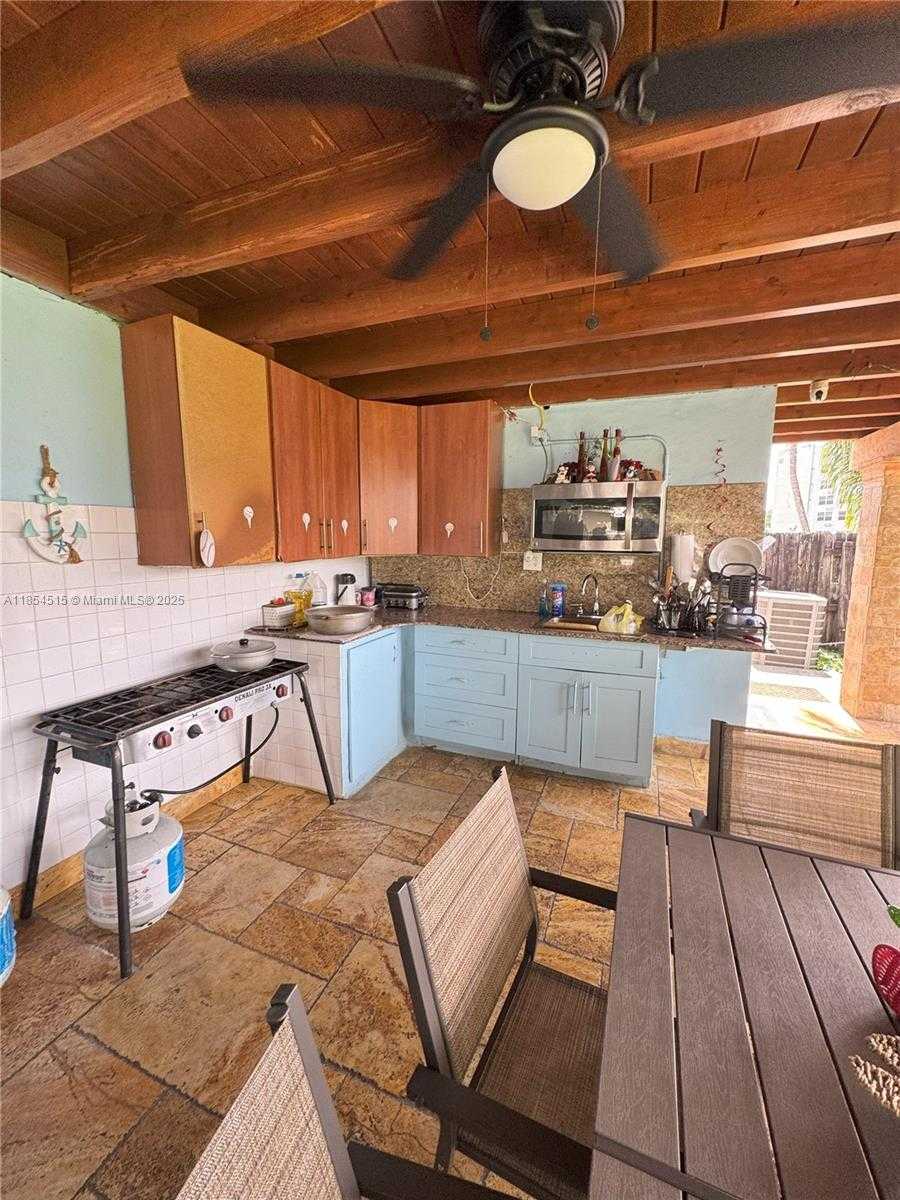 Small Image of 490 WEST 53RD ST, Hialeah Number 26