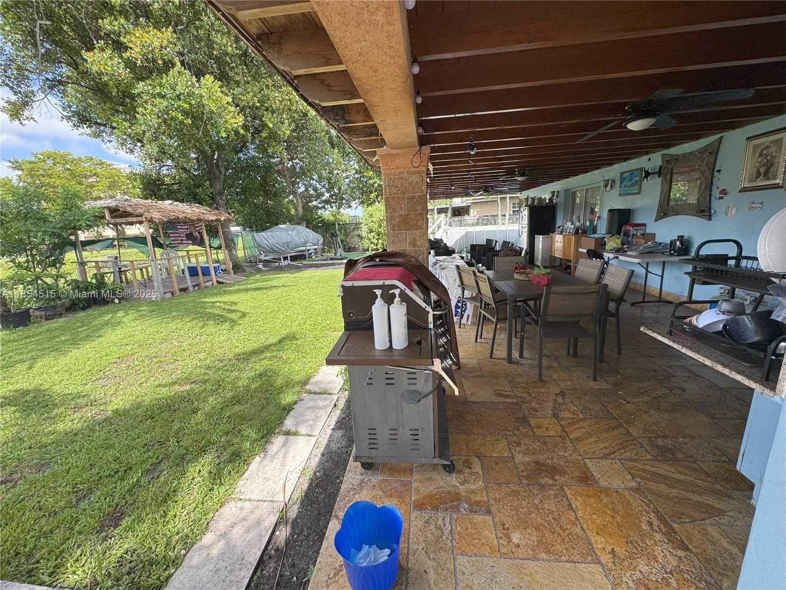 Small Image of 490 WEST 53RD ST, Hialeah Number 27