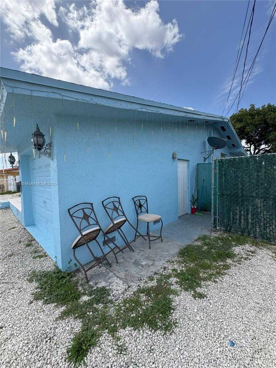 Small Image of 490 WEST 53RD ST, Hialeah Number 31