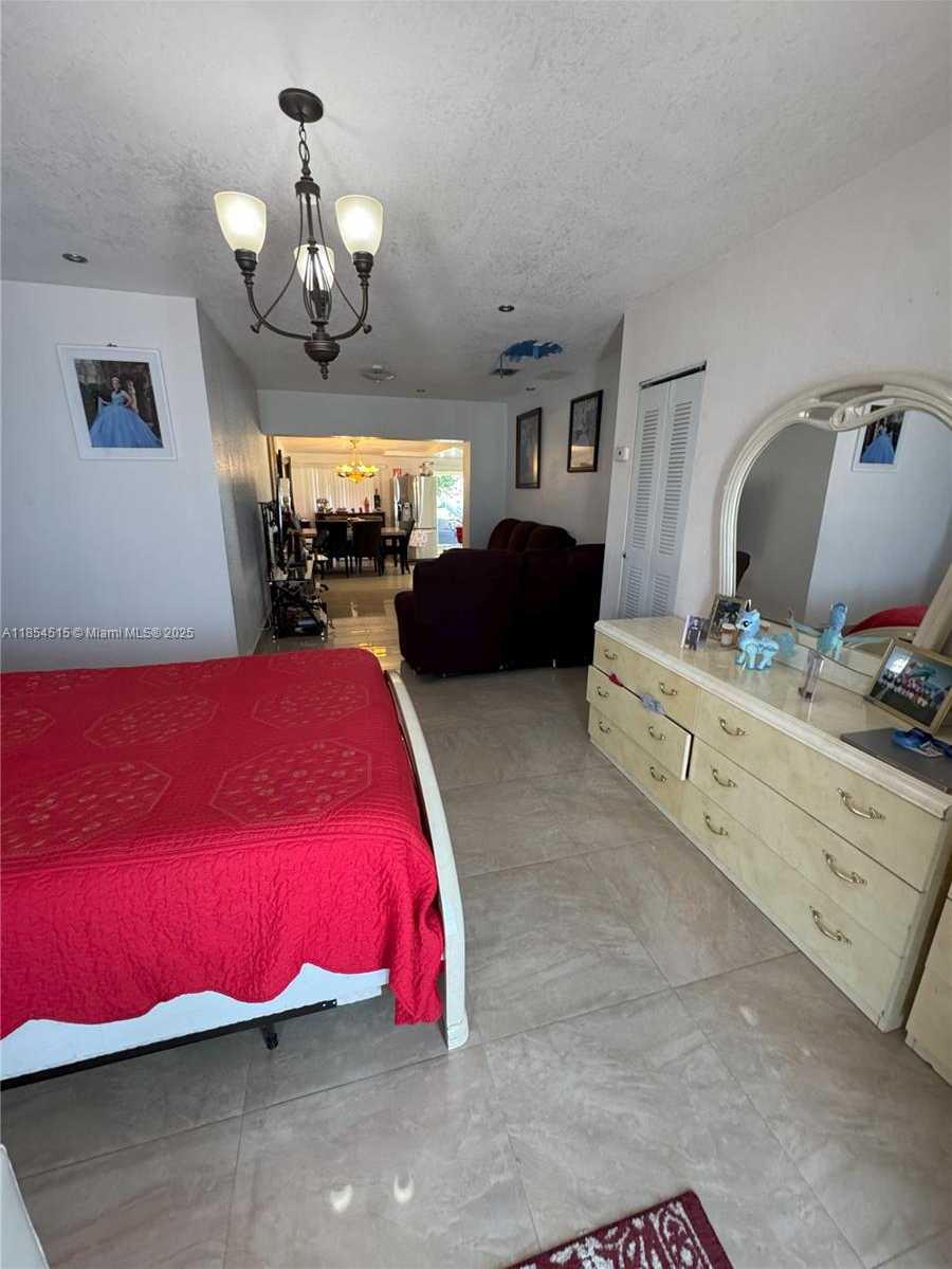 Small Image of 490 WEST 53RD ST, Hialeah Number 8