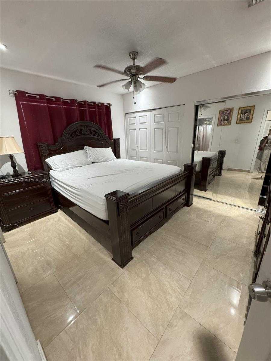 Small Image of 490 WEST 53RD ST, Hialeah Number 9