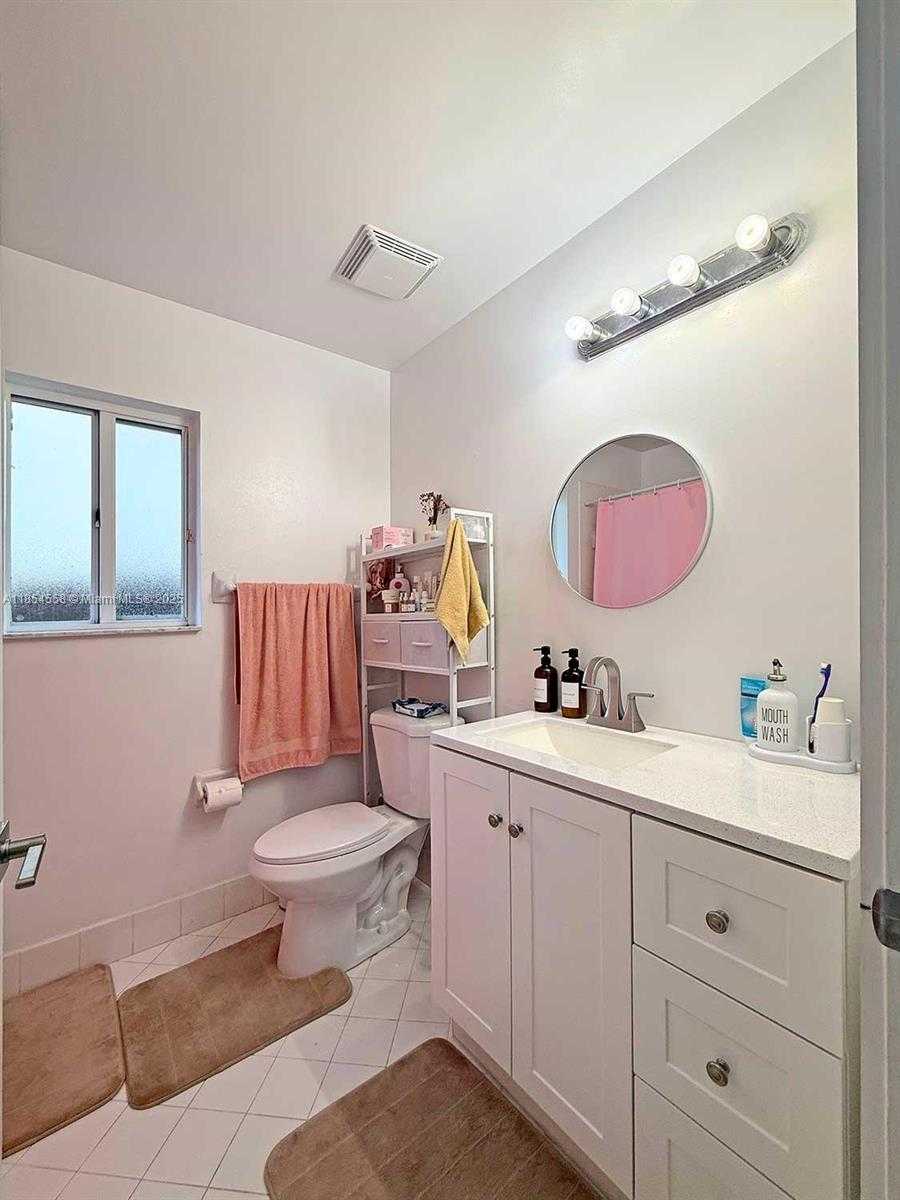 Small Image of 961 NORTH EAST 36TH AVE, Homestead Number 14