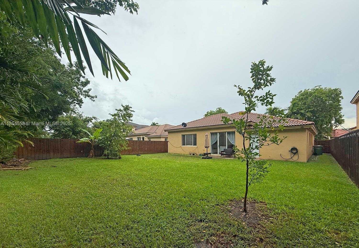 Small Image of 961 NORTH EAST 36TH AVE, Homestead Number 18