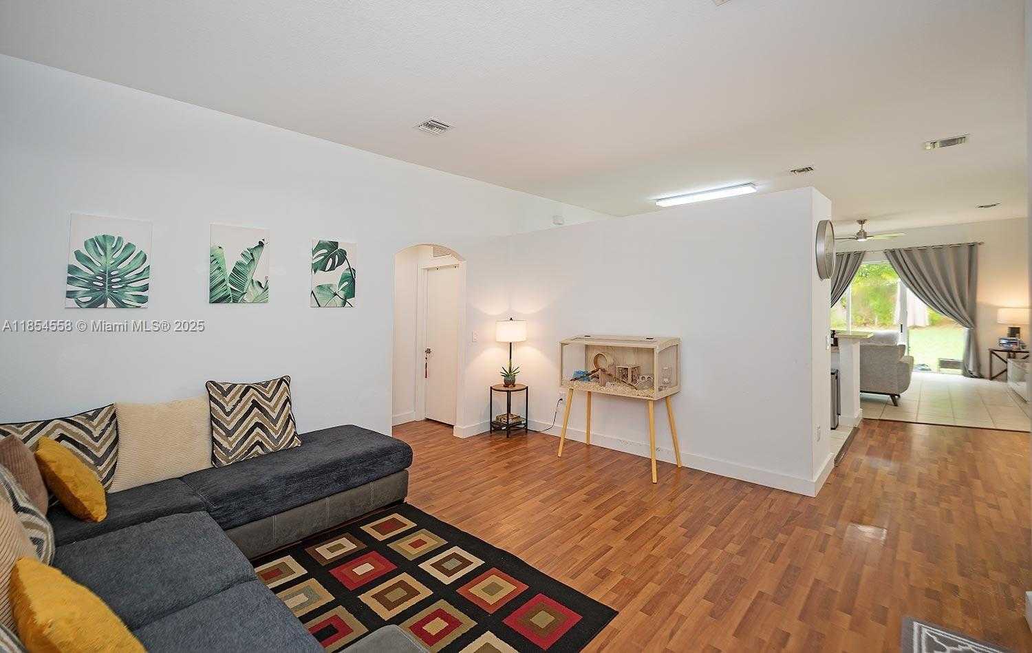Small Image of 961 NORTH EAST 36TH AVE, Homestead Number 4