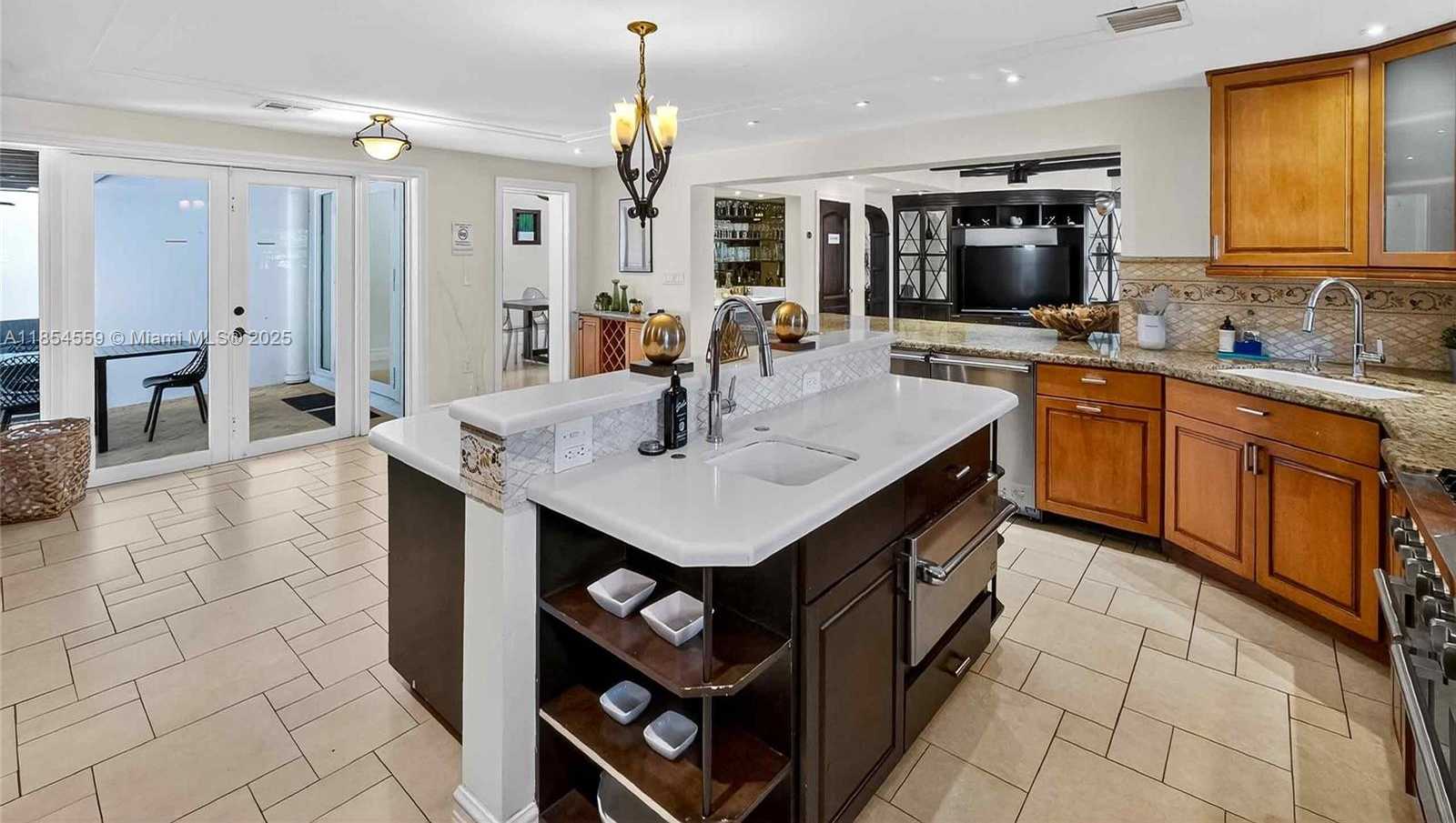 Small Image of 1051 NORTH EAST 89TH ST, Miami Number 25