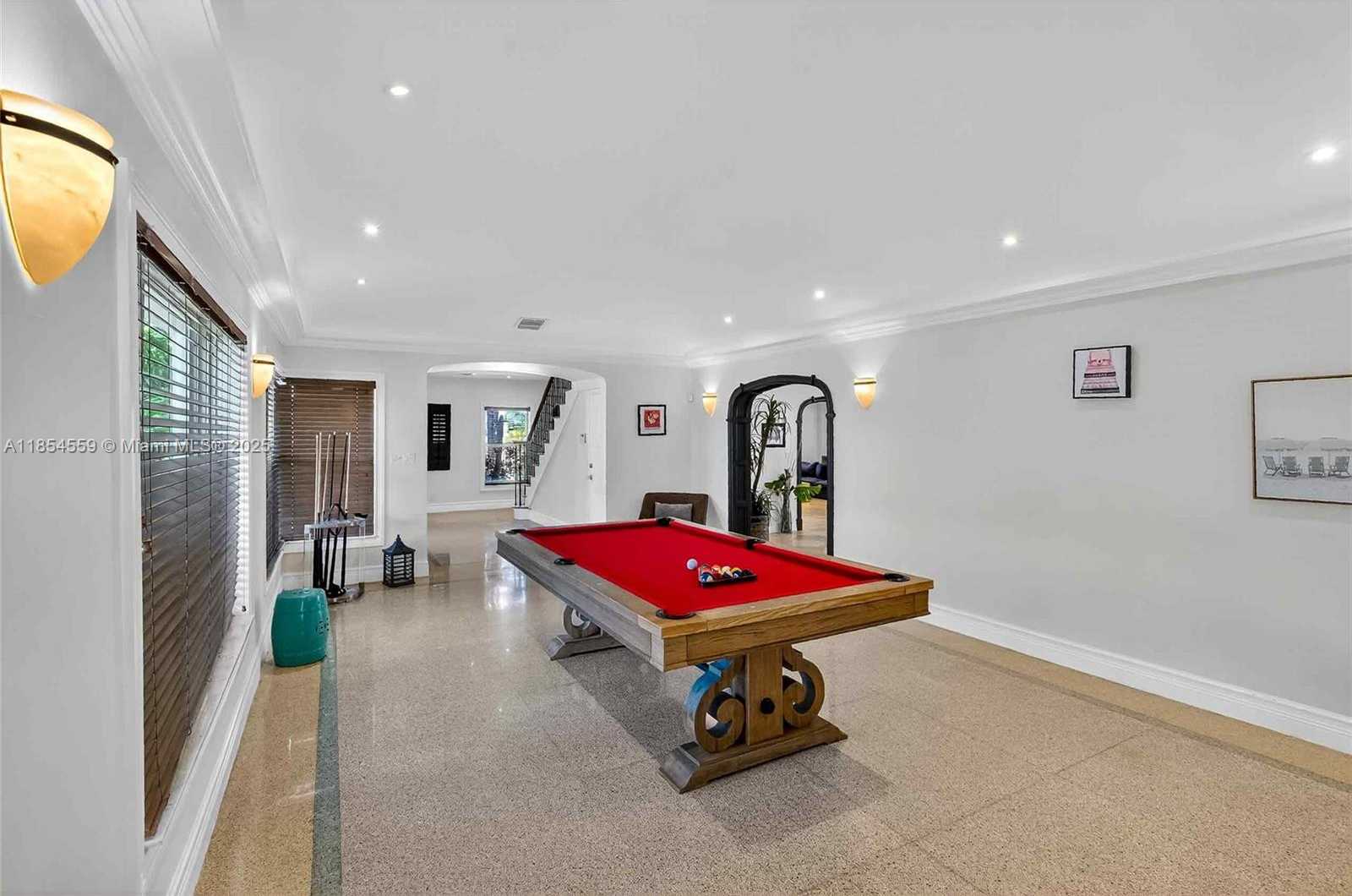Small Image of 1051 NORTH EAST 89TH ST, Miami Number 27