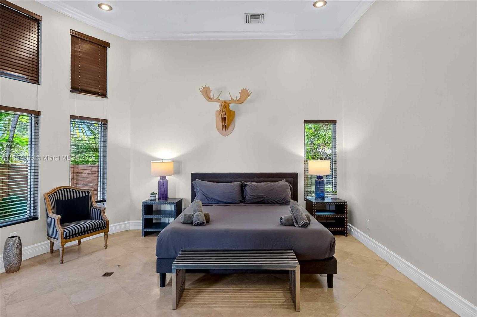 Small Image of 1051 NORTH EAST 89TH ST, Miami Number 37