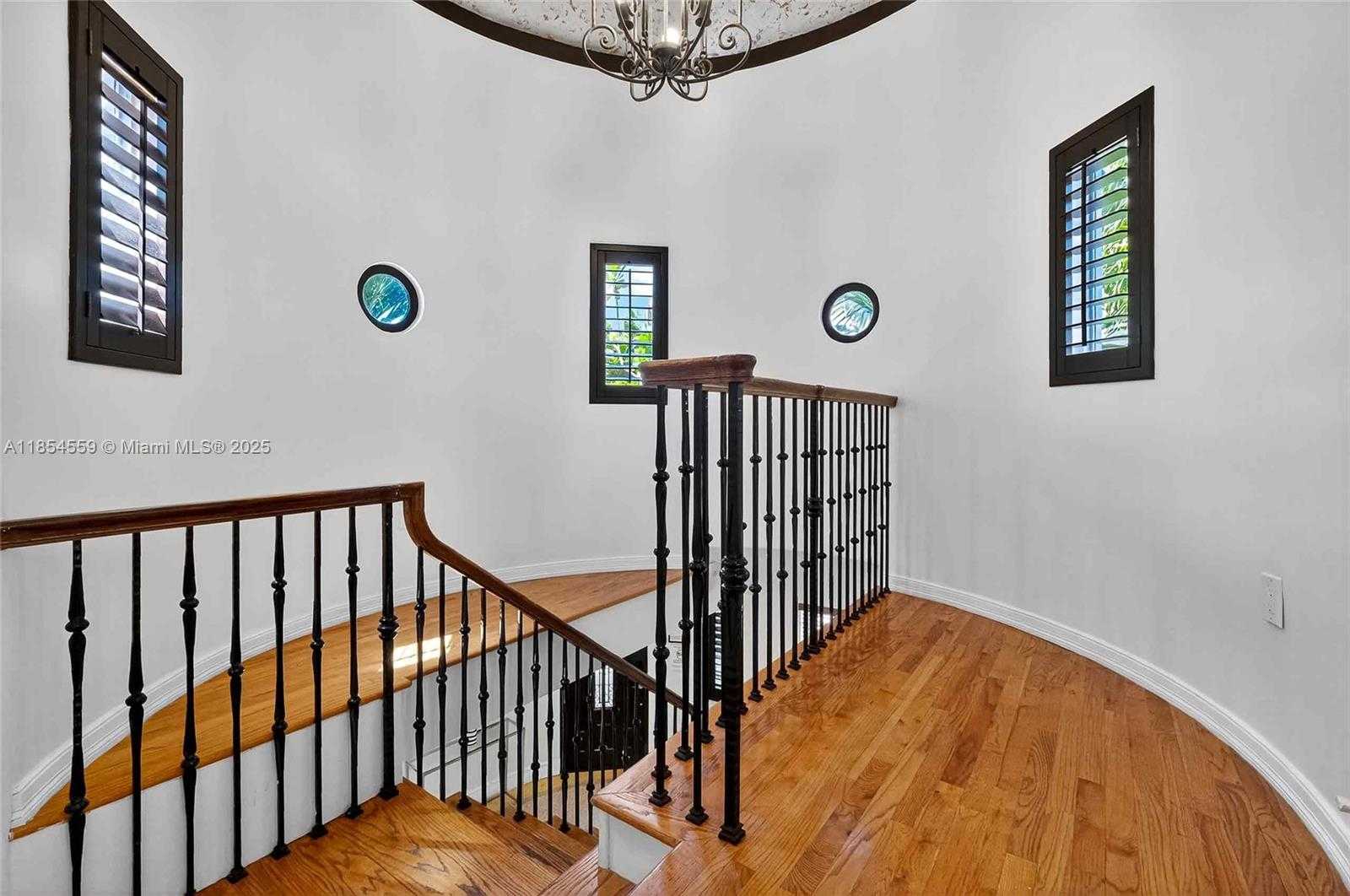 Small Image of 1051 NORTH EAST 89TH ST, Miami Number 45