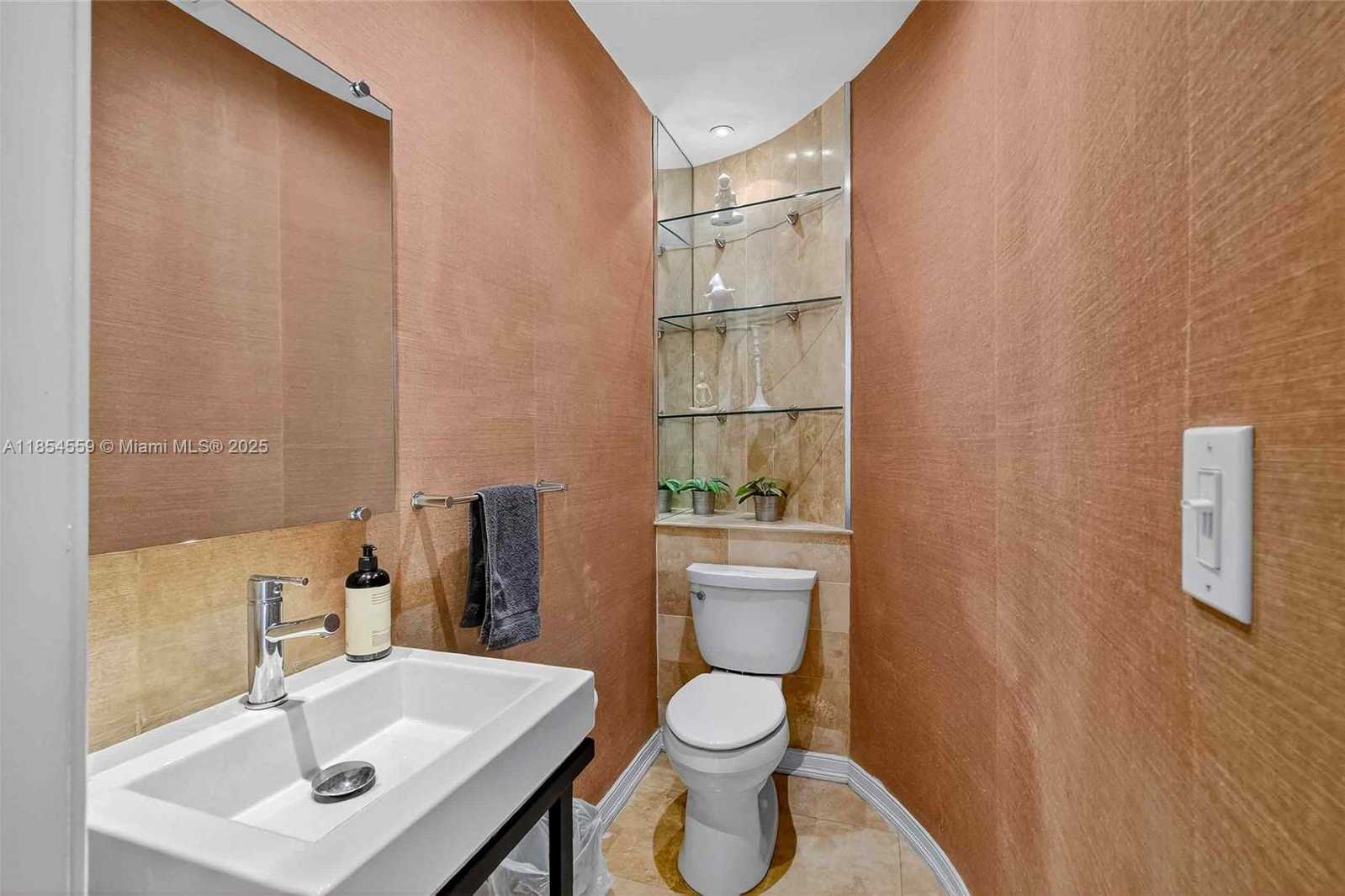 Small Image of 1051 NORTH EAST 89TH ST, Miami Number 63