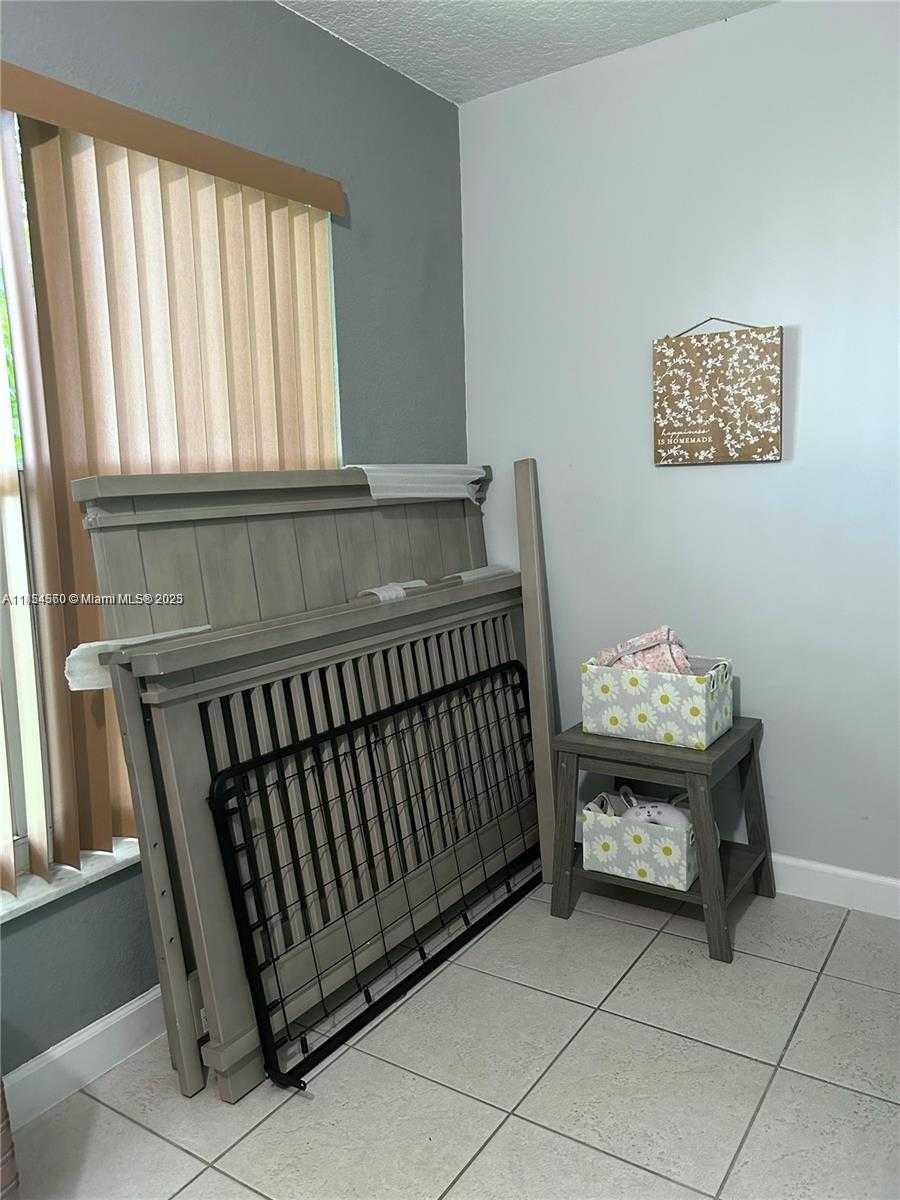 Small Image of 6960 NORTH WEST 11TH CT, Margate Number 14