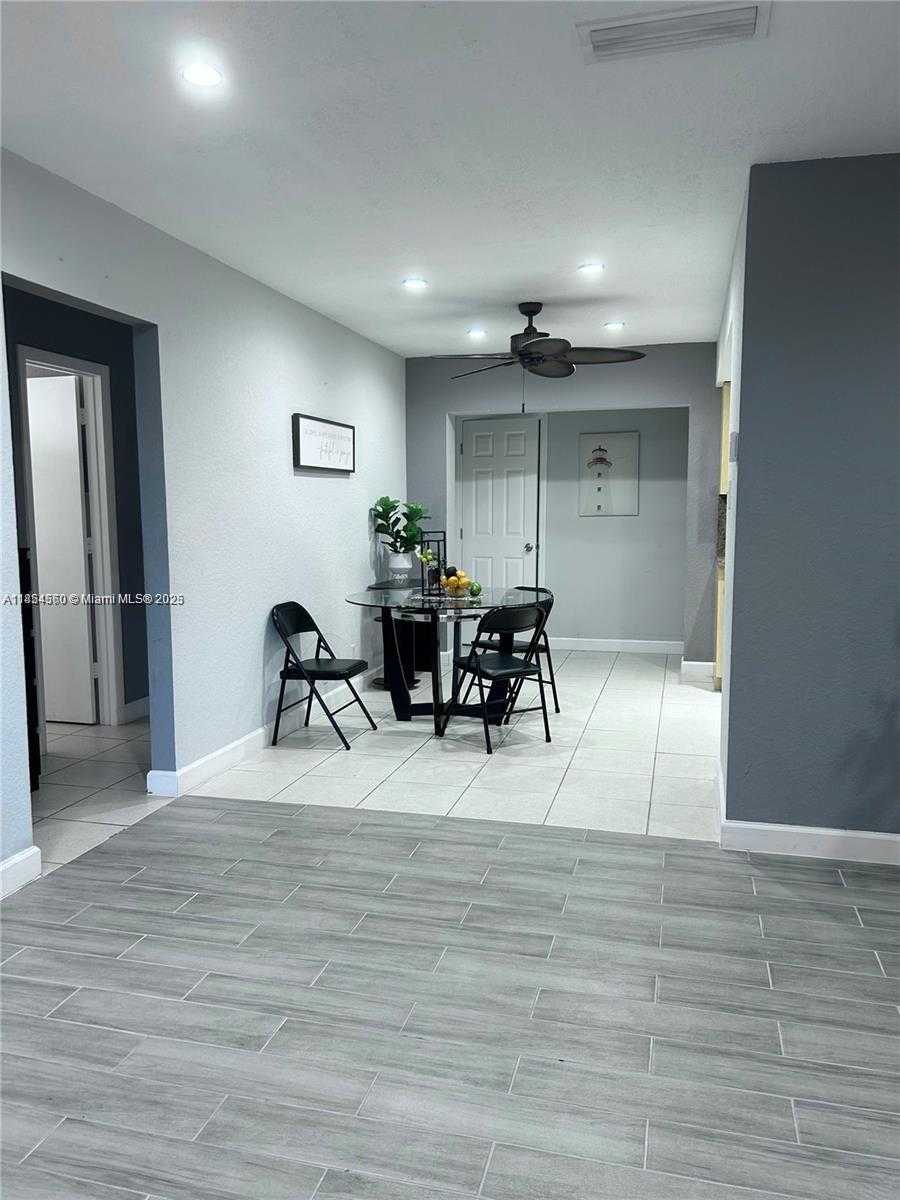 Small Image of 6960 NORTH WEST 11TH CT, Margate Number 5