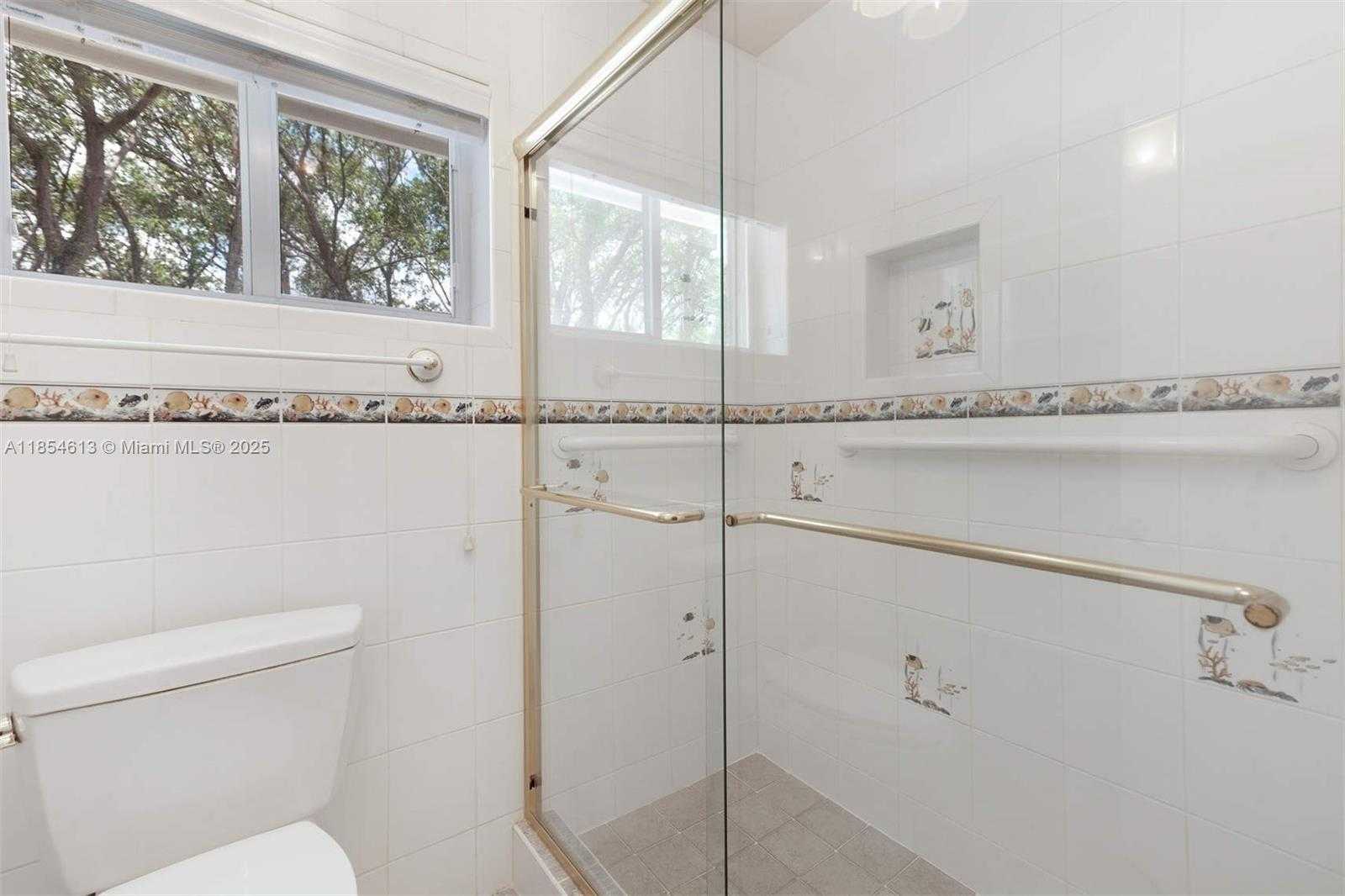 Small Image of 7715 SOUTH WEST 122ND ST, Pinecrest Number 12