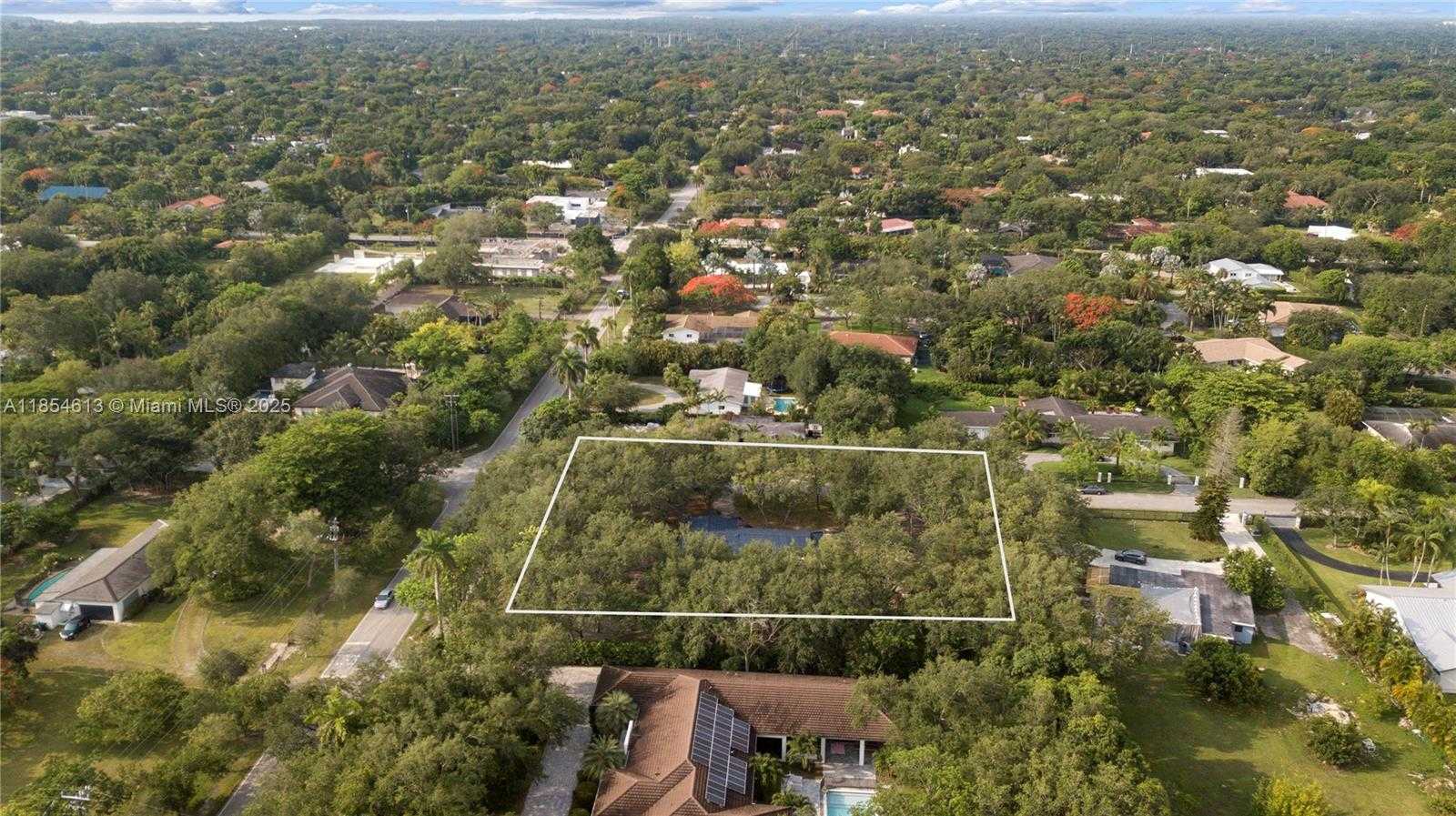 Small Image of 7715 SOUTH WEST 122ND ST, Pinecrest Number 28